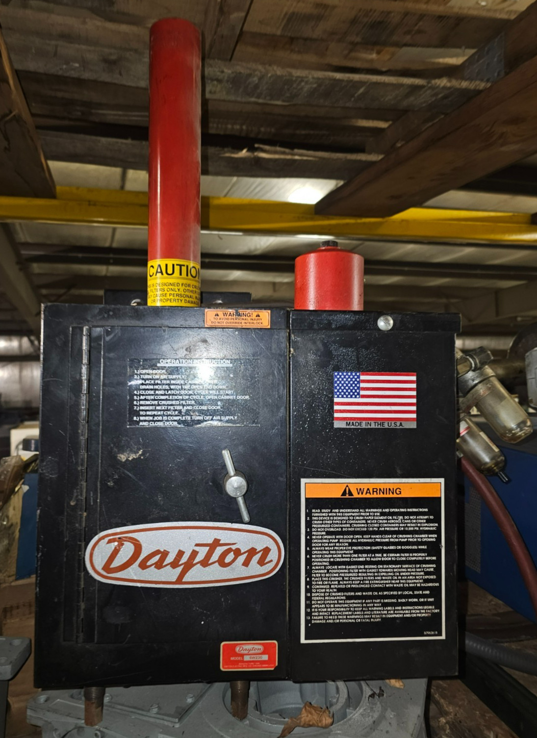 Dayton 6W230 Pneumatic 120 PSI Pneumatic Oil Filter Crusher