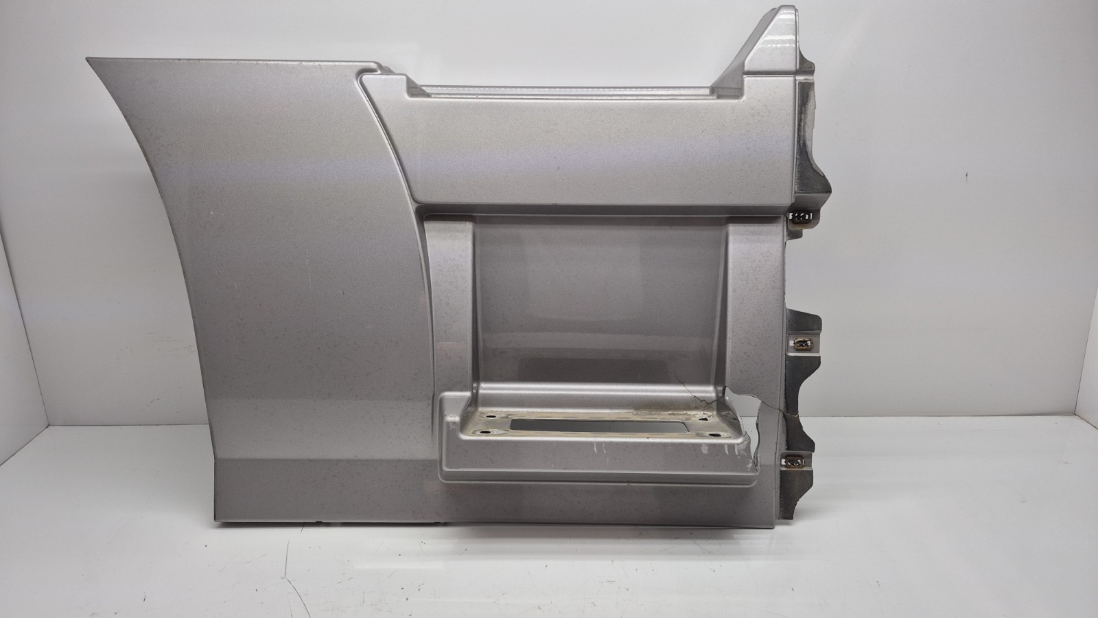 Rear Step Fairing Panel Left Side 37" 95 cm Compatible with Volvo VNL 2004-2017