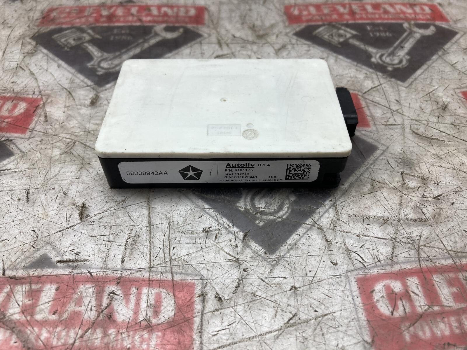 2011-2013 Dodge Durango OEM Blind Spot Detection Module 56038942AA