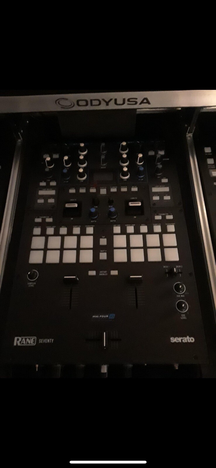dj equipment sound system