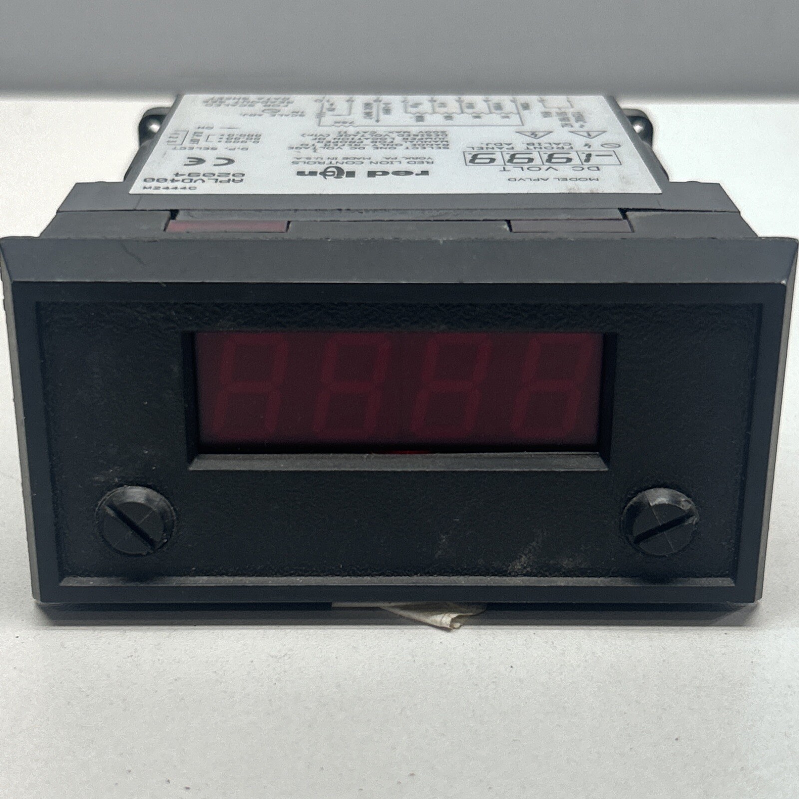 Red Lion APLVD400 DISPLAY DIGITAL PANEL METER