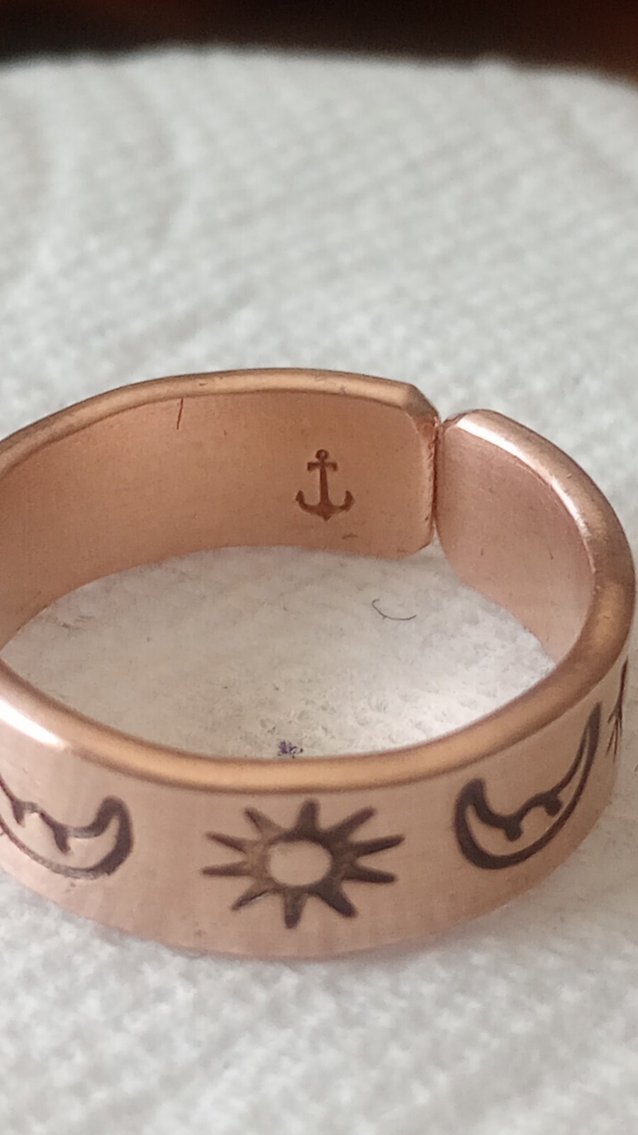 Craig's Copper Anchor Sun And Moon