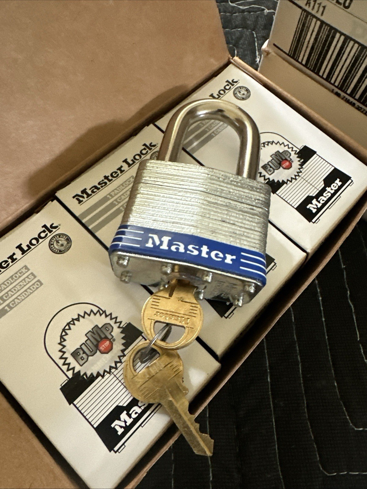 Master Lock 5NKALFBLU Padlock Box of 6 Keyed Alike A111 BumpStop 2"Laminat Steel