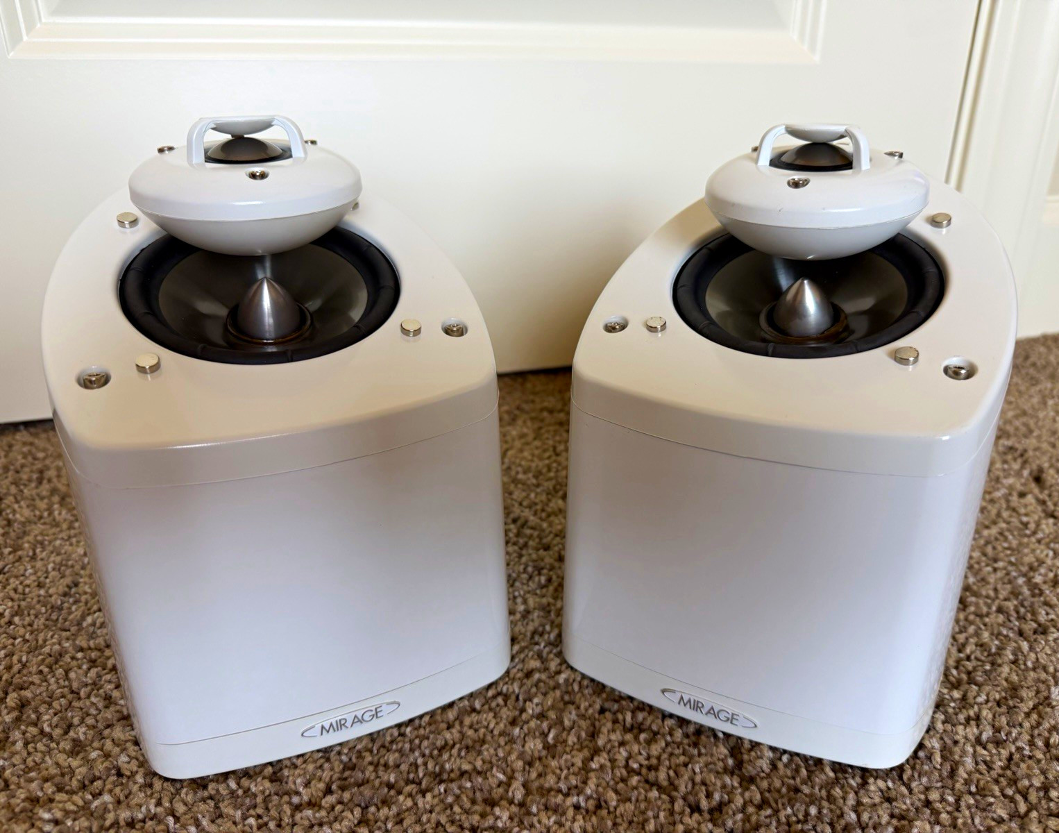 Mirage OS3-SAT Pair White