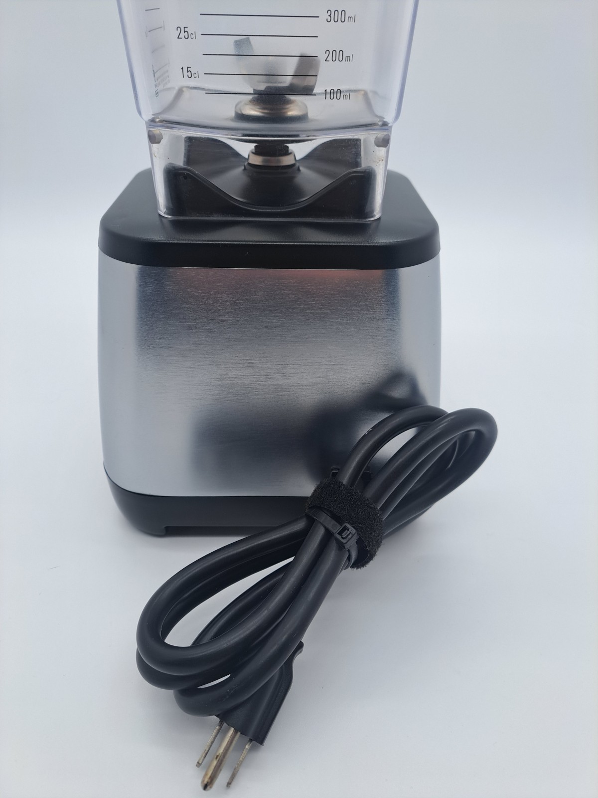 Blendtec Designer 725 Blender (CTB3) – Works Great - Screen Not Working