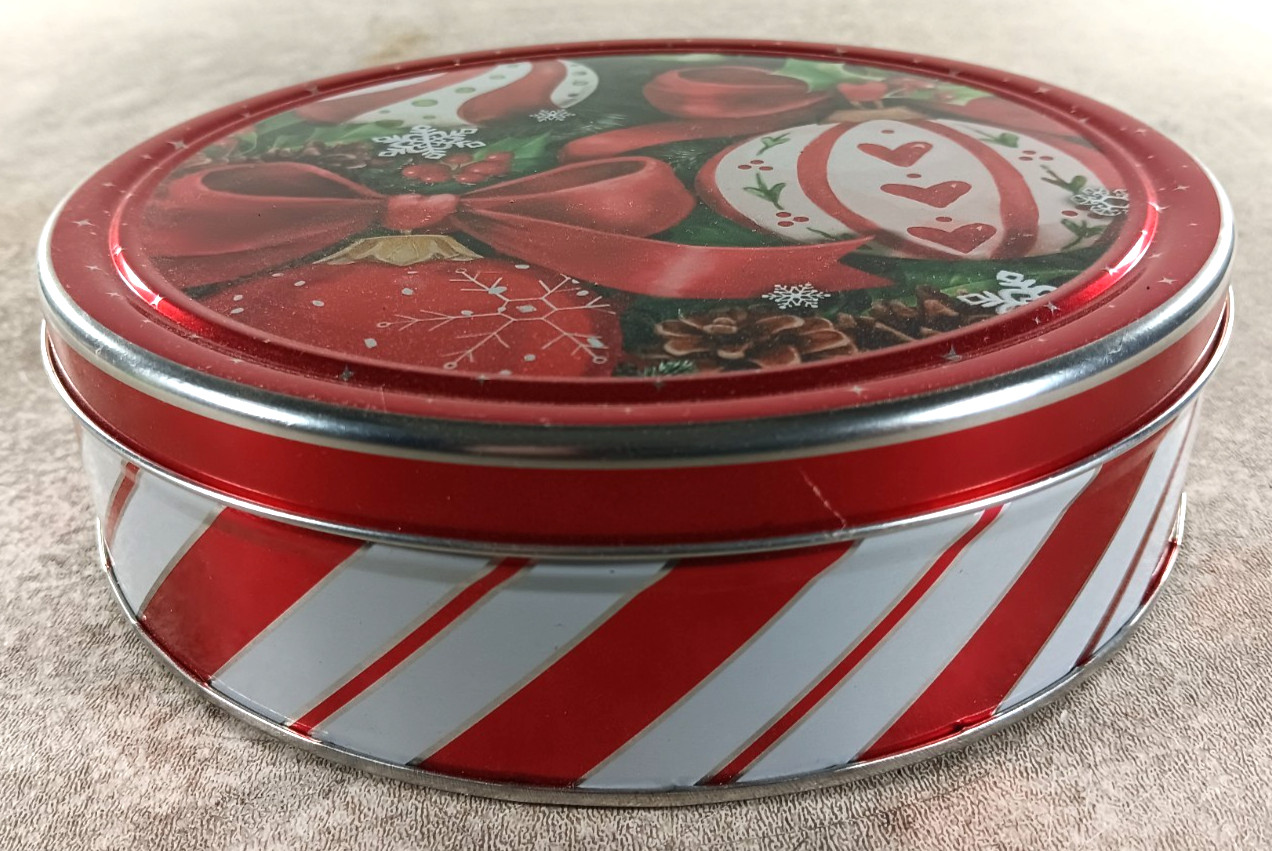 Decorative Christmas Ornaments 7.5" x 2.5"