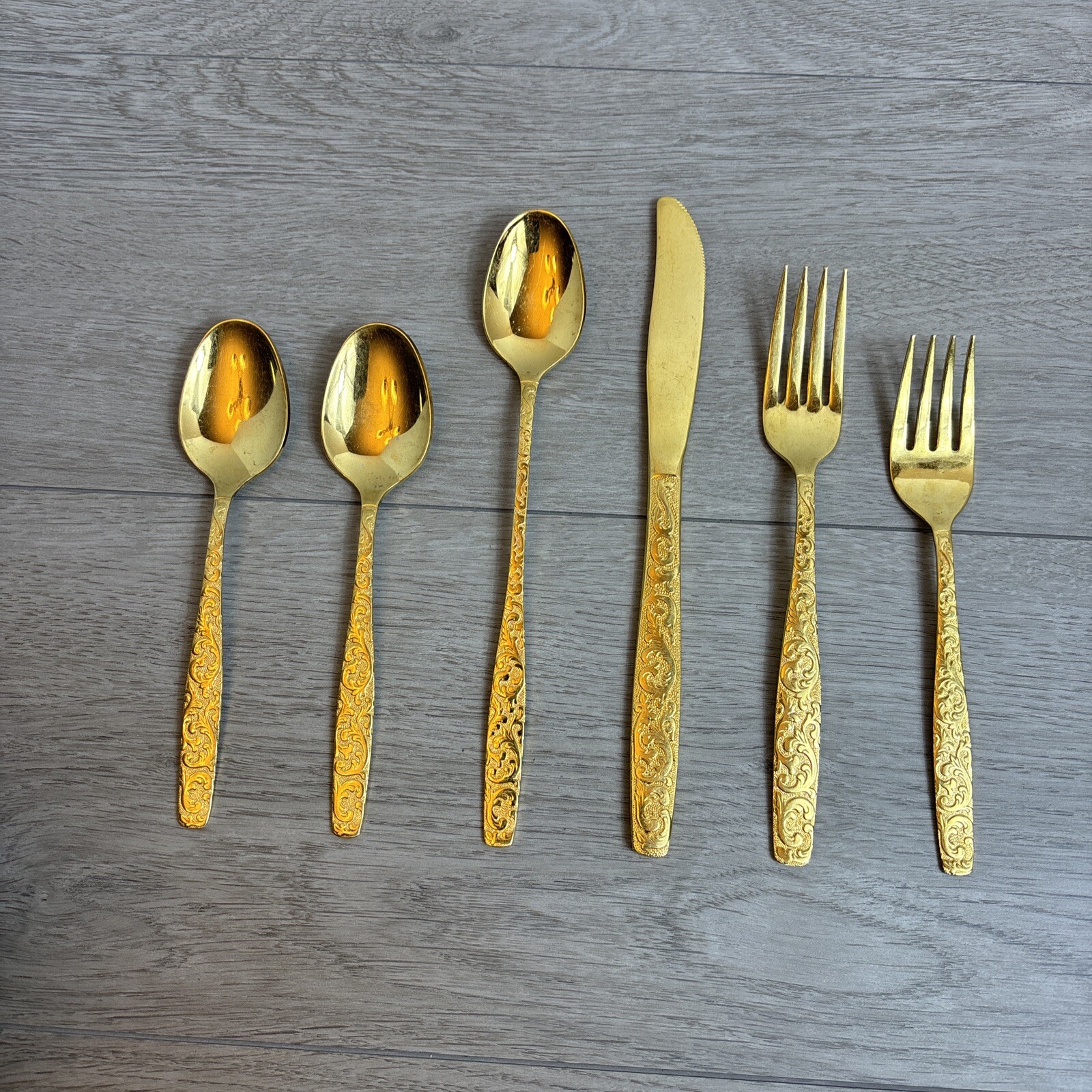 Americana Heritage Golden Scroll Flatware Gold Silverware One Place Setting 6 Pc