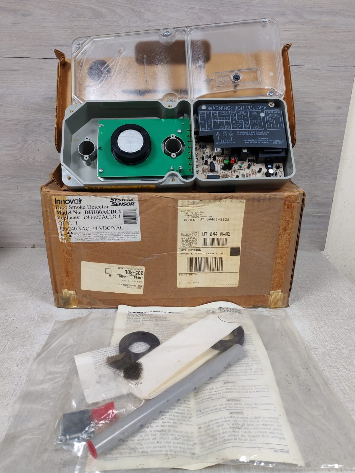 INNOVAIR Duct Smoke Detector DH100ACDCI System Sensor