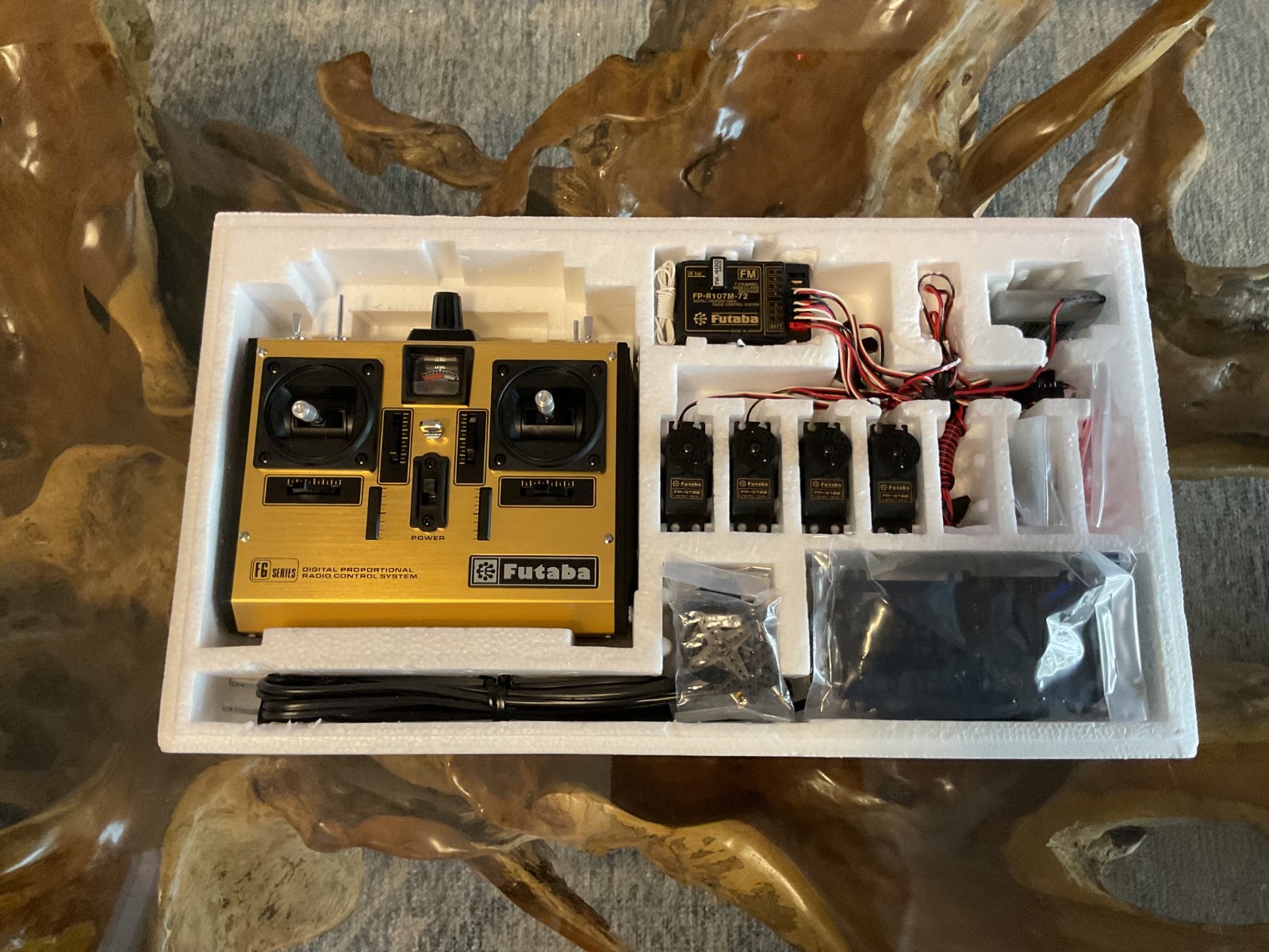 NEVER USED! VINTAGE FUTABA FP-5FGK RADIO CONTROL SYSTEM CONTROLLER WOW!!
