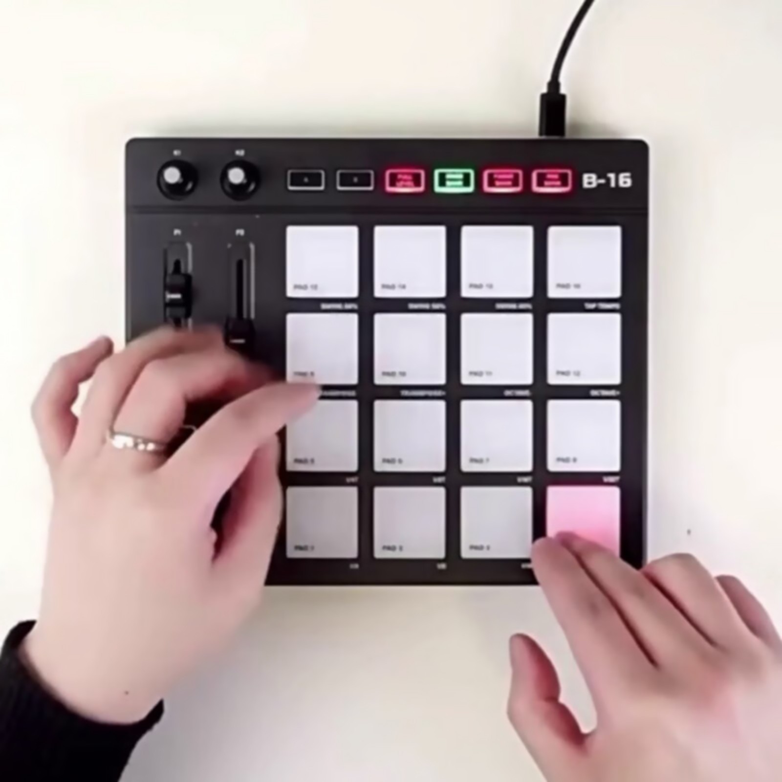 MIDI Pad Beat Maker Machine Portable MIDI Controller Pad for Music Maker