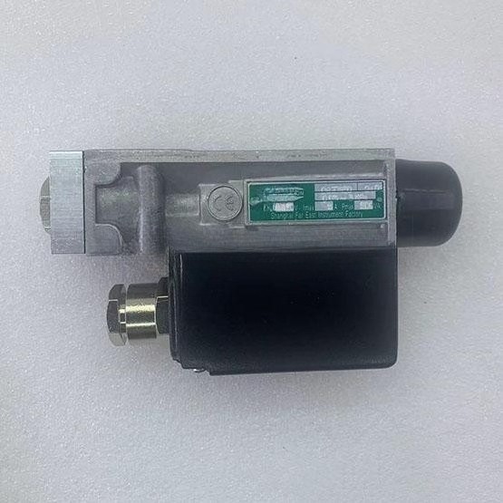 New 0820850 D500/8D Pressure Controller Pressure Switch 0.05-3MPa