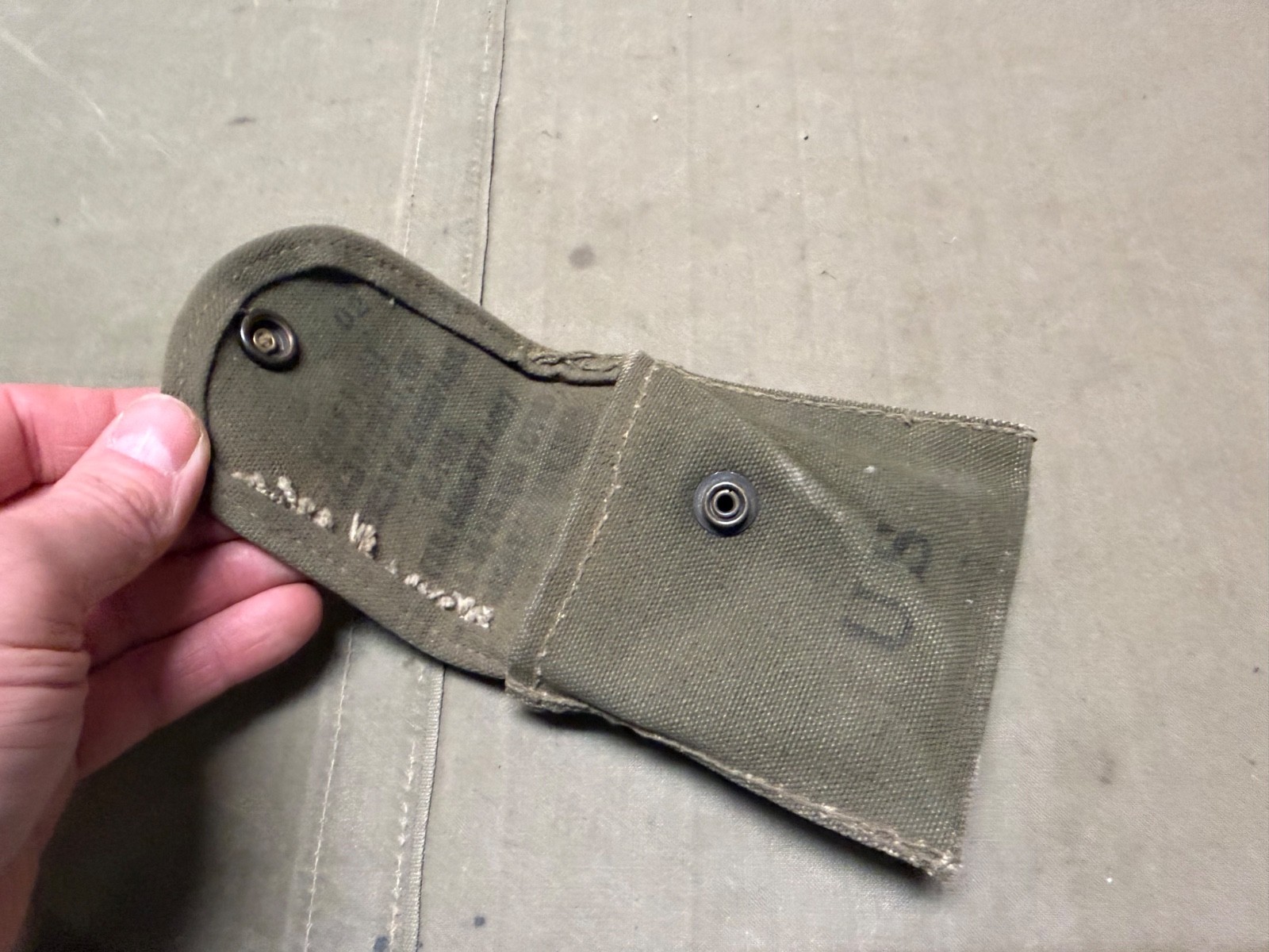 ORIGINAL VIETNAM WAR US ARMY M1956 COMPASS CARRY POUCH-1956