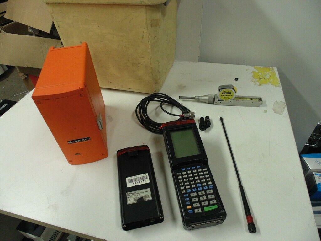 GEOTRONICS geodetic L2 + SPECTRA PRECISION radio GPS + GEOTRACEUR 2200 + NORAND
