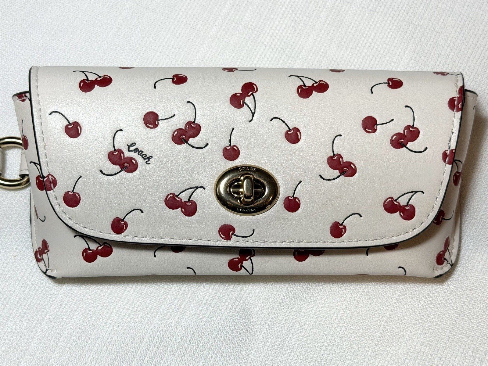 COACH Turnlock Sunglass Case 🍒 Cherry Print - Gold/Chalk Multi - NWT CFA49