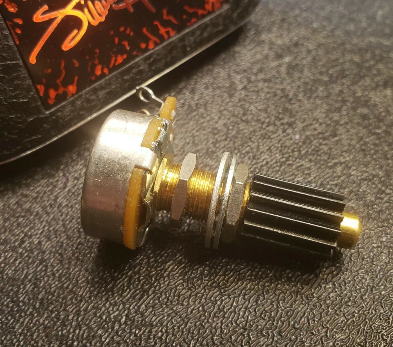 Castledine 100k I- C -A-R  type POT" *jen gear*special version for Italy vox etc