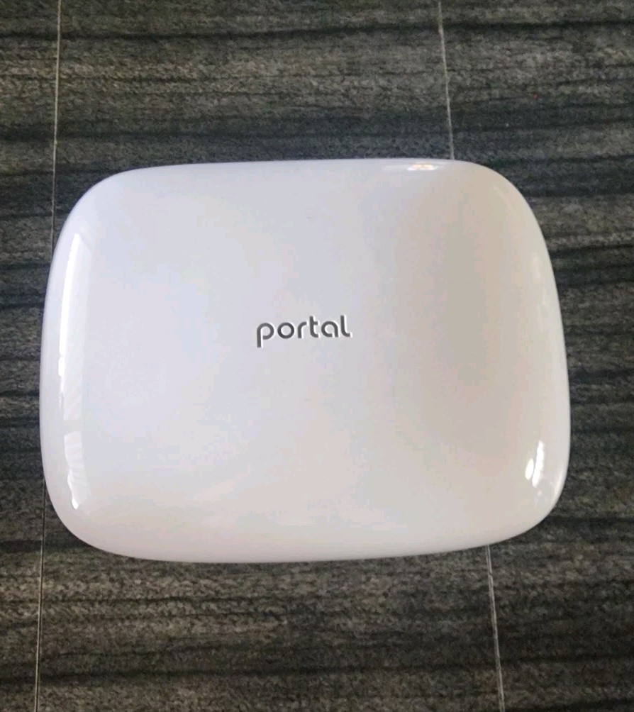 Portal “Fastlane” Mesh WiFi Router.    Portal 2568