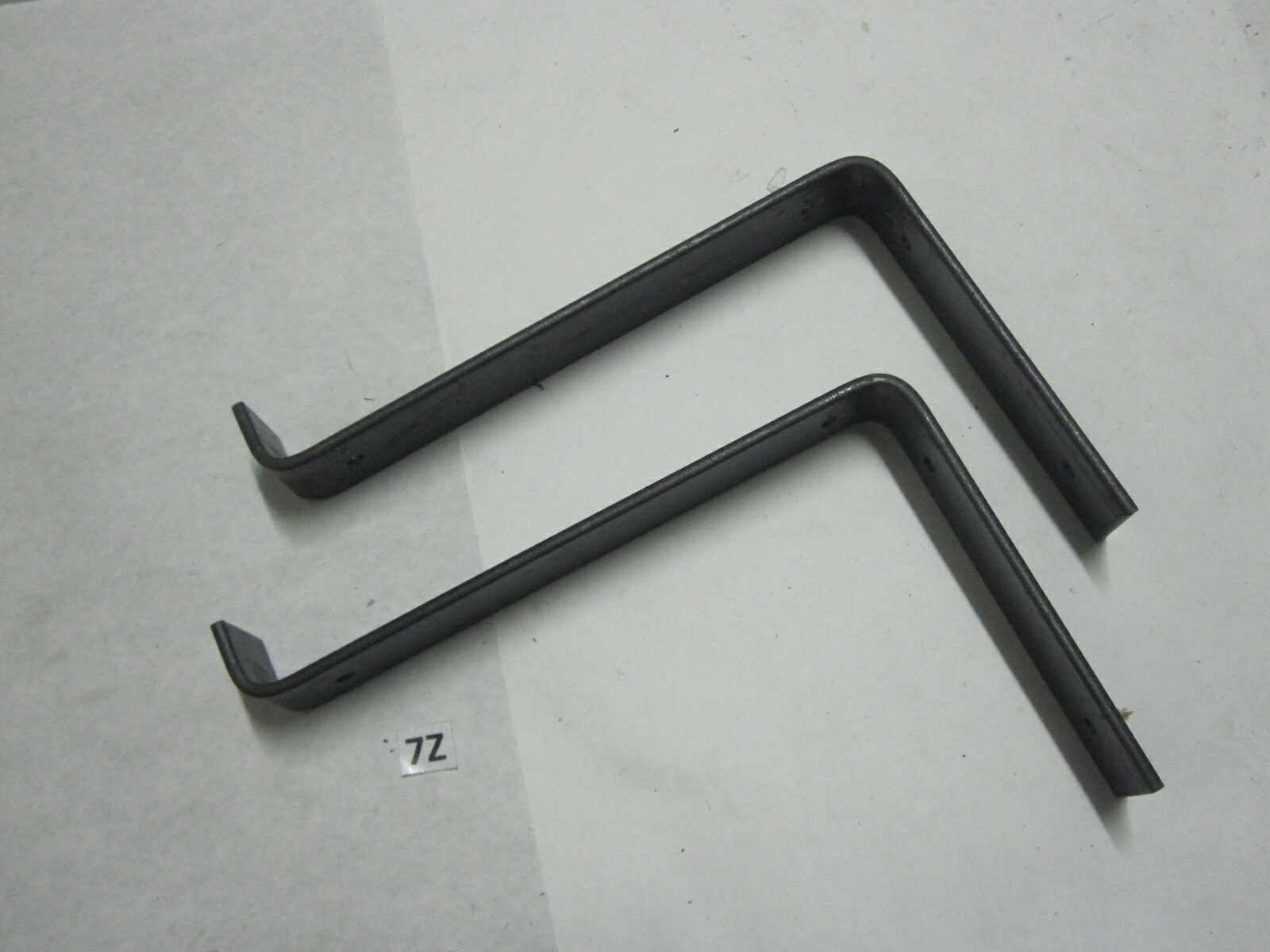 (2) Steel Floating Shelf Brackets Forged Iron Metal 9" Shelf 1-1/2" x 3/16"