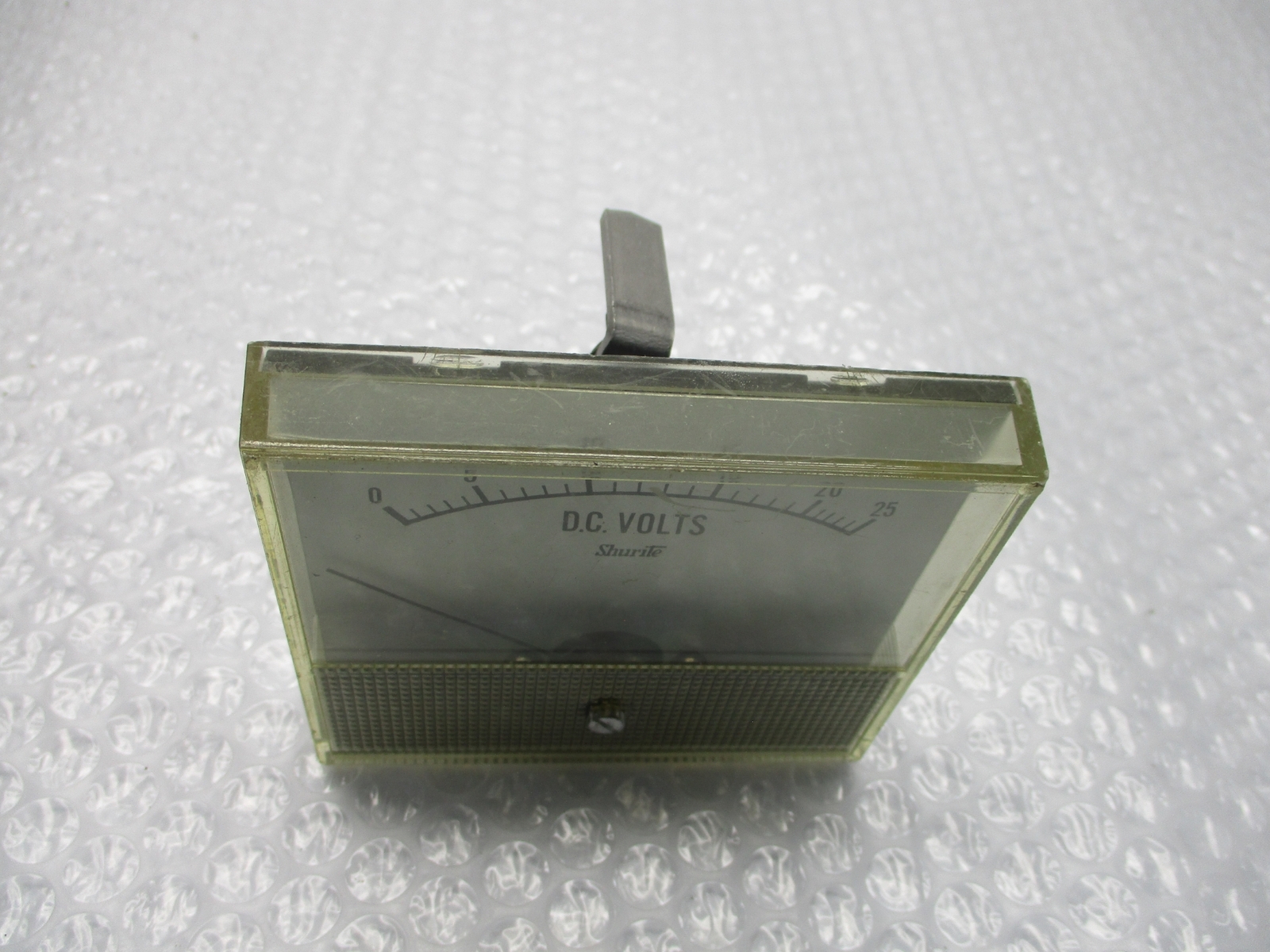 SHURITE GAUGE 0-25 VOLTS NSNP