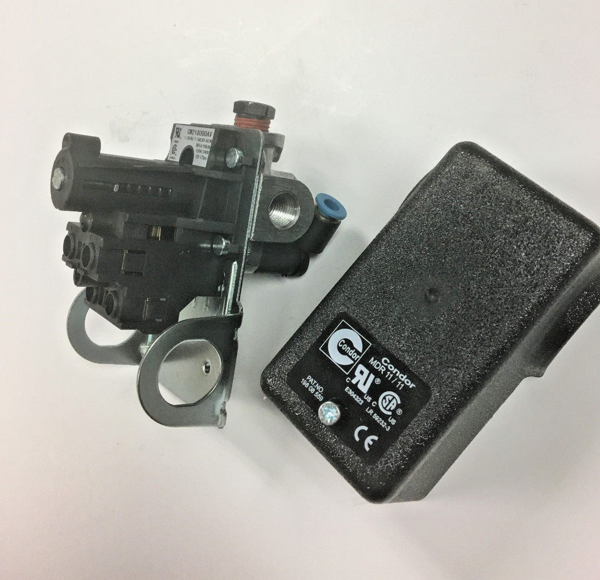 CW218000AV CAMPBELL HAUSFELD PRESSURE SWITCH 135-175 PSI 4 PORT 120 / 240 VOLT