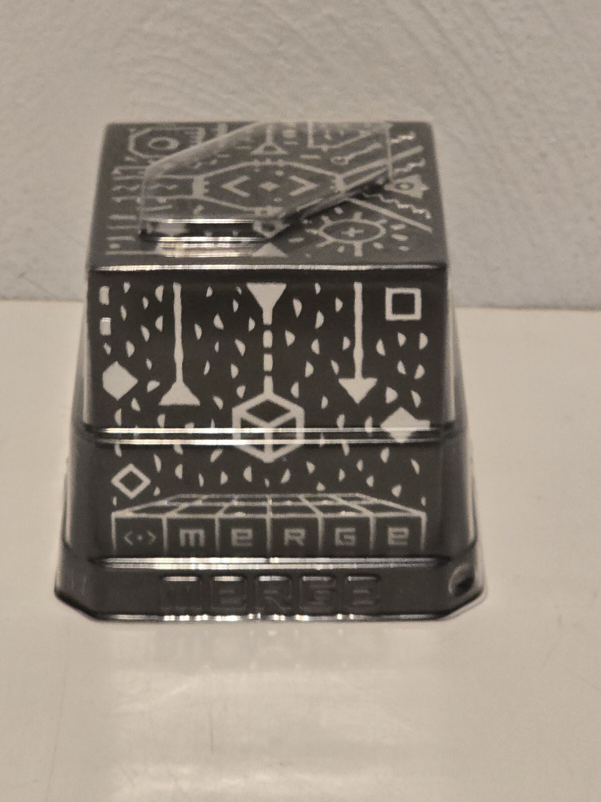 Merge Cube Holographic Handheld AR/VR Holograms