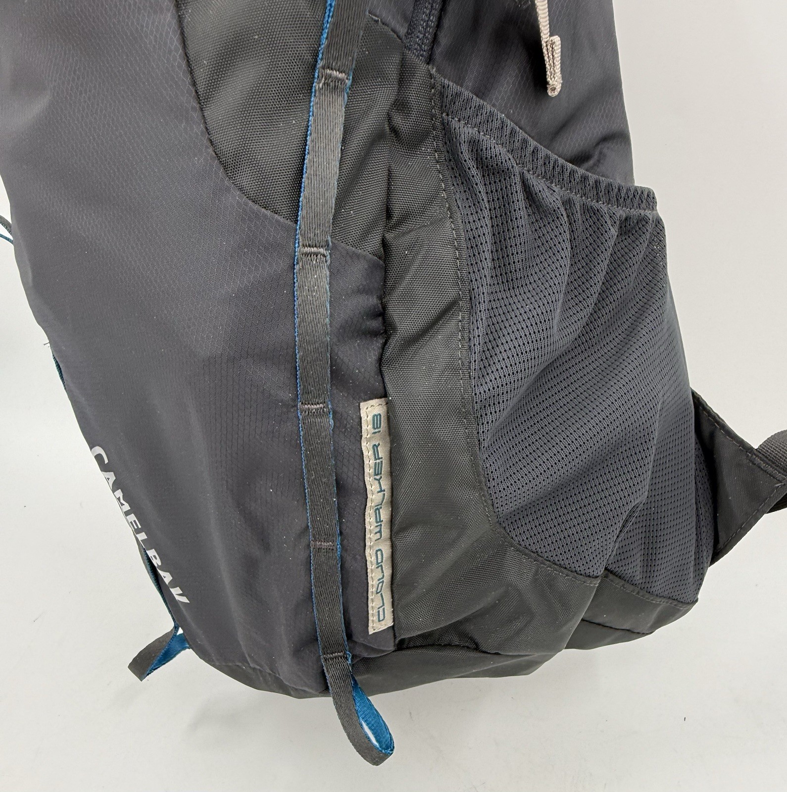 CamelBak Cloud Walker 18 Hydration Computer Pack New Without Bladder Black NWT