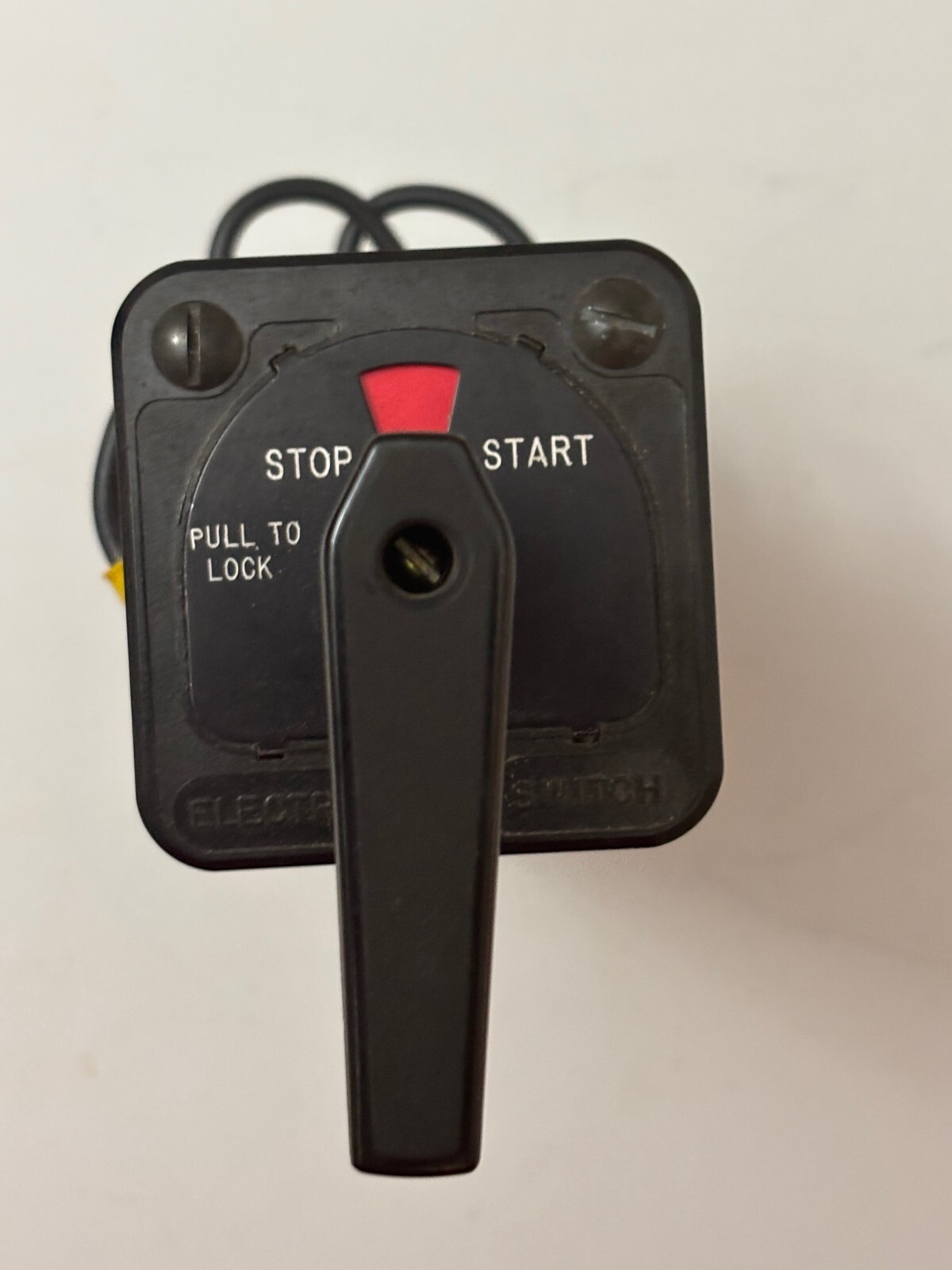 ELECTRO SWITCH CORP. Control Switch, Series 24, Cat No. 74208ML