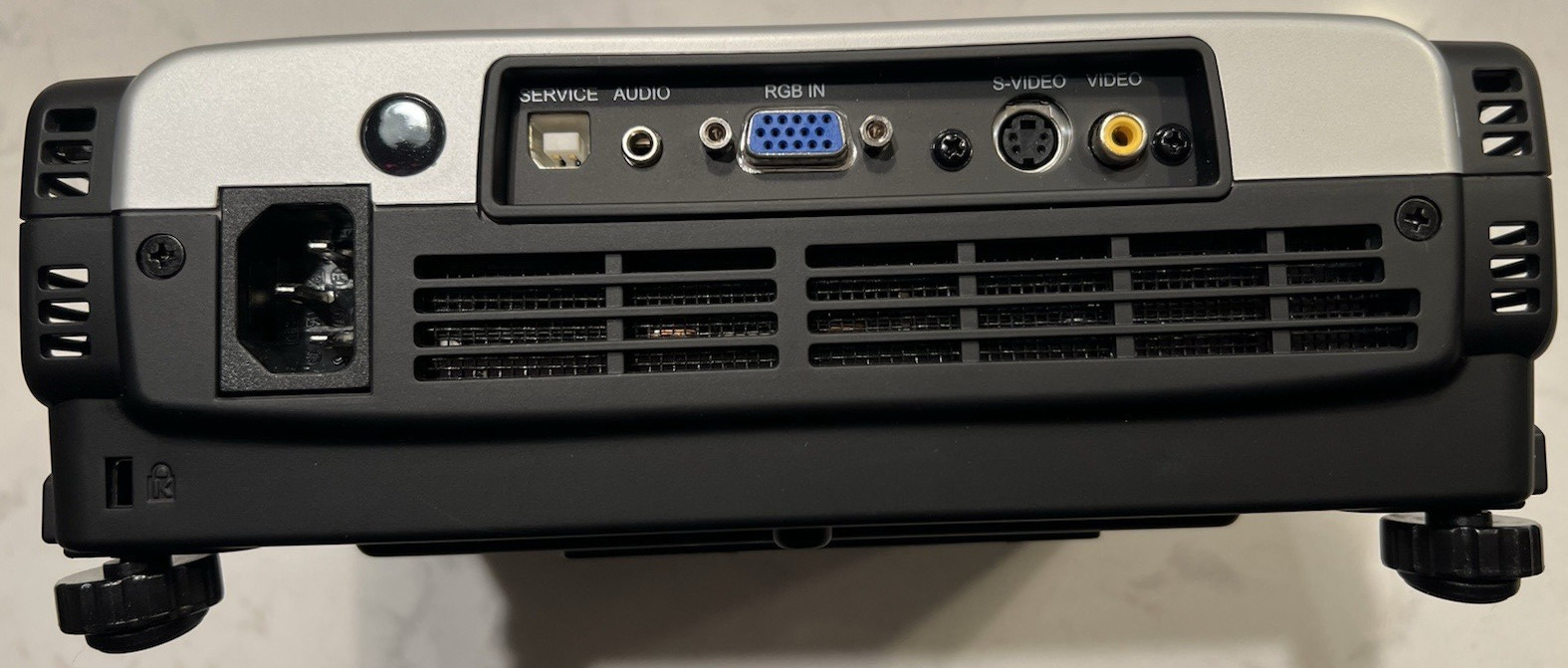 ViewSonic DLP Projector PJ458D w/Case, Remote, Manual, VGA Cable Untested