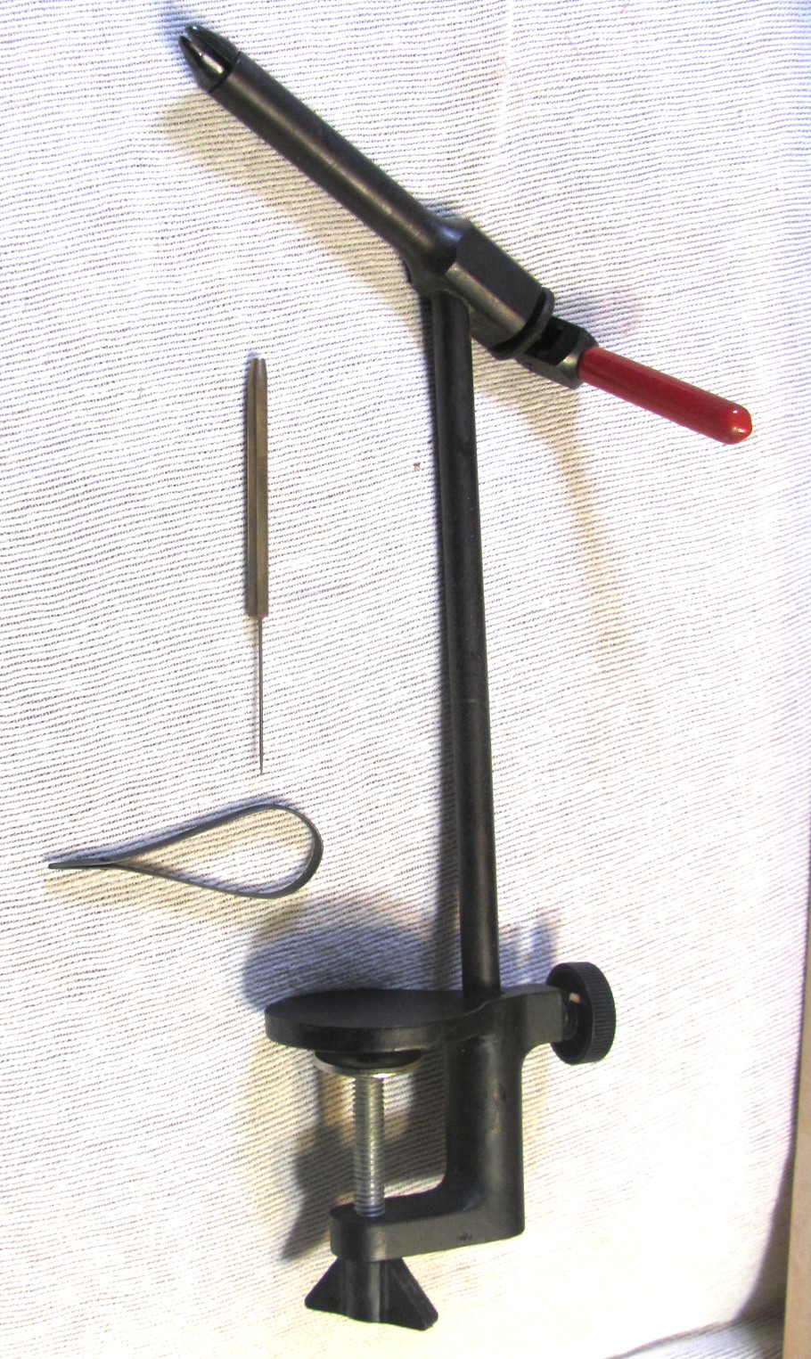 Vintage Orvis Fly Tying Kit Thompson? Pro Vise Pattern Book Thread Foil Feather