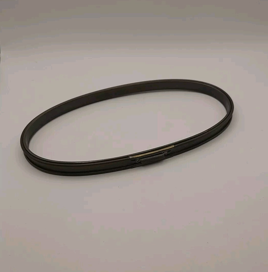 Vintage 8.5” Oval Metal Spring Tension Cork Lined Embroidery Hoop Needlecrafts