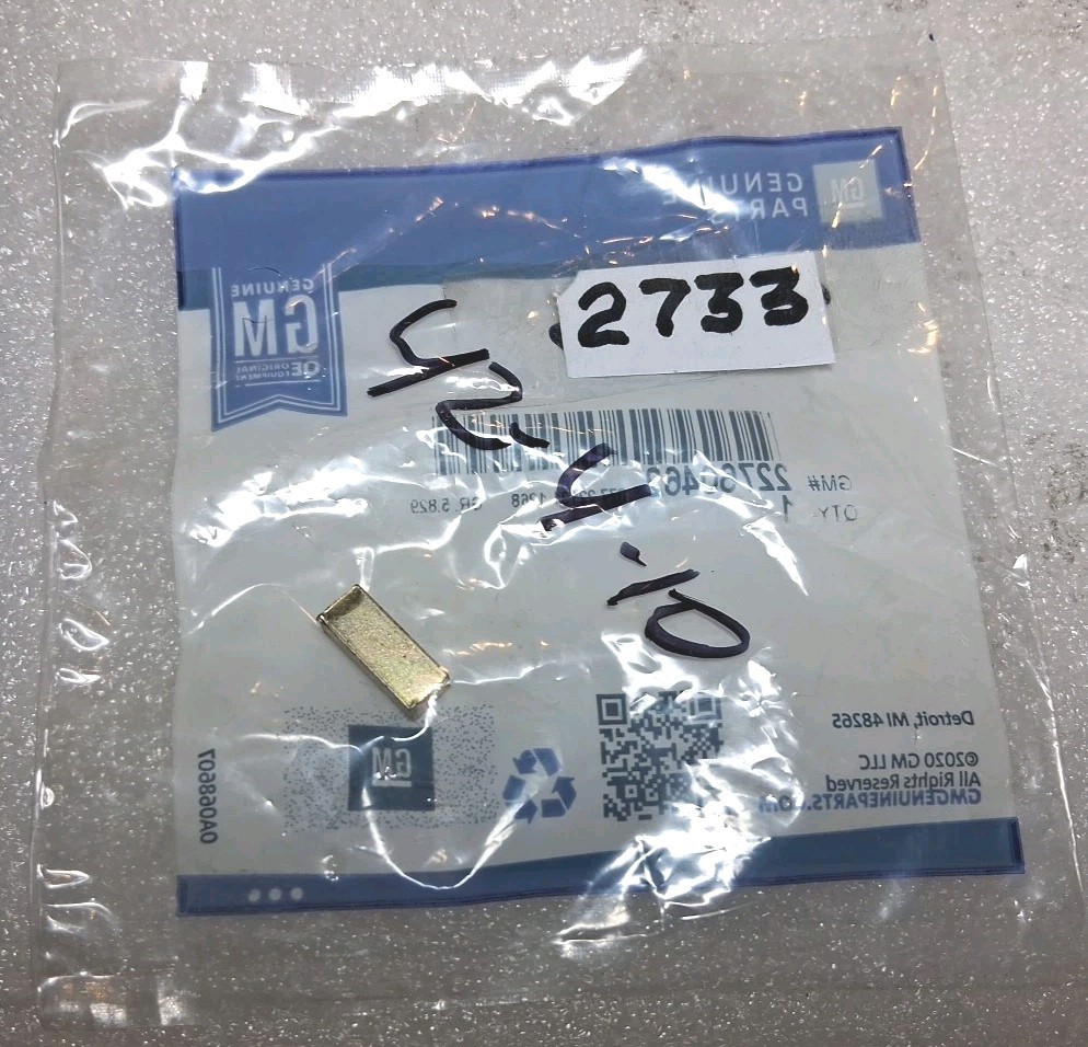 22760462 Genuine GM Rear Wheel Bearing Adjuster Nut Key / NEW