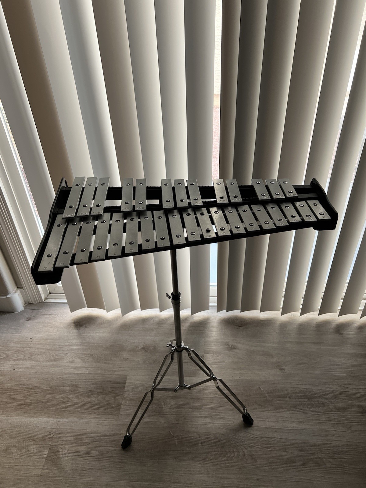 Bell Kit With Stand And Case