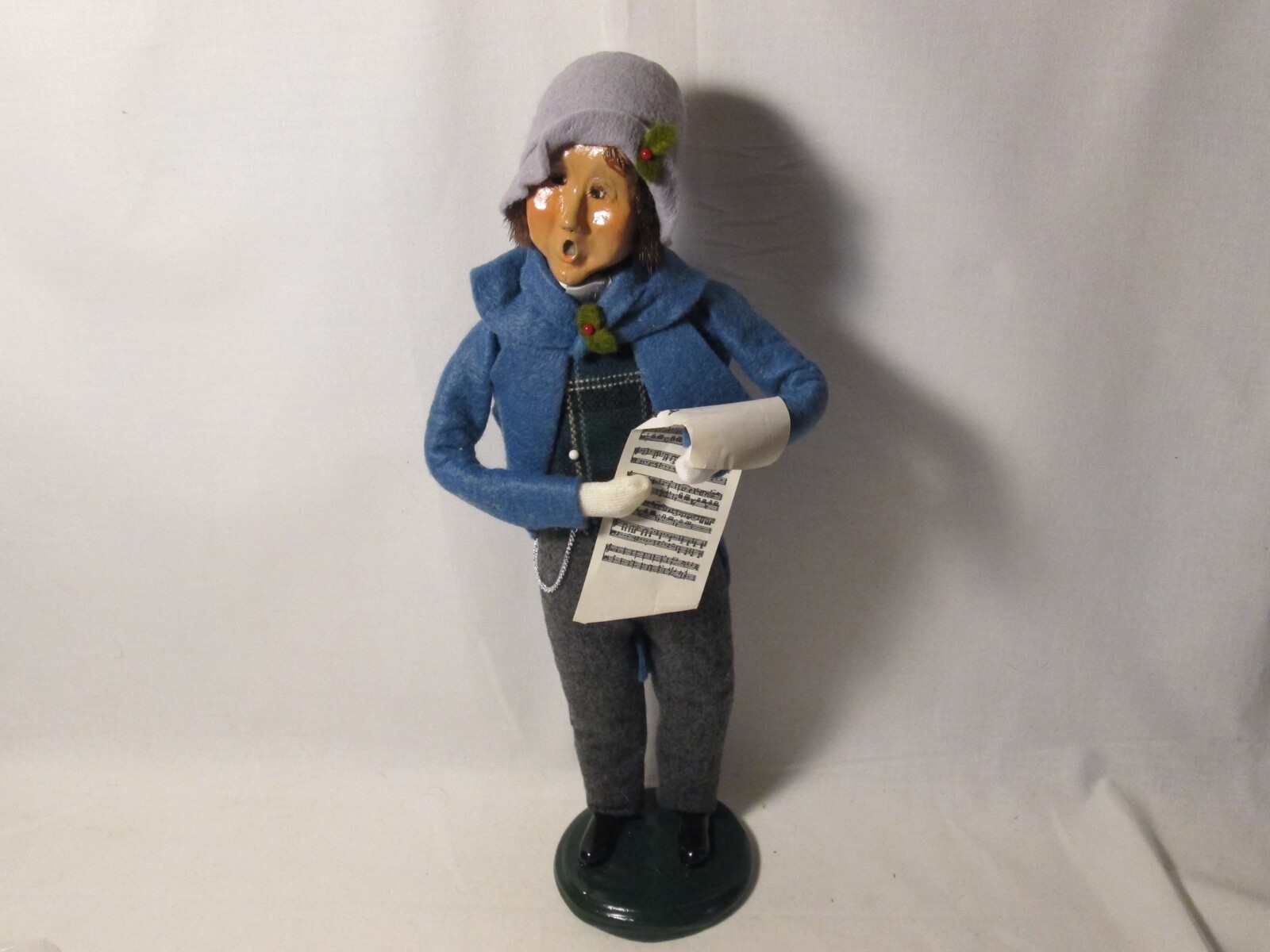 Byers Choice 1995 Magnificent Traditional Man with Music
