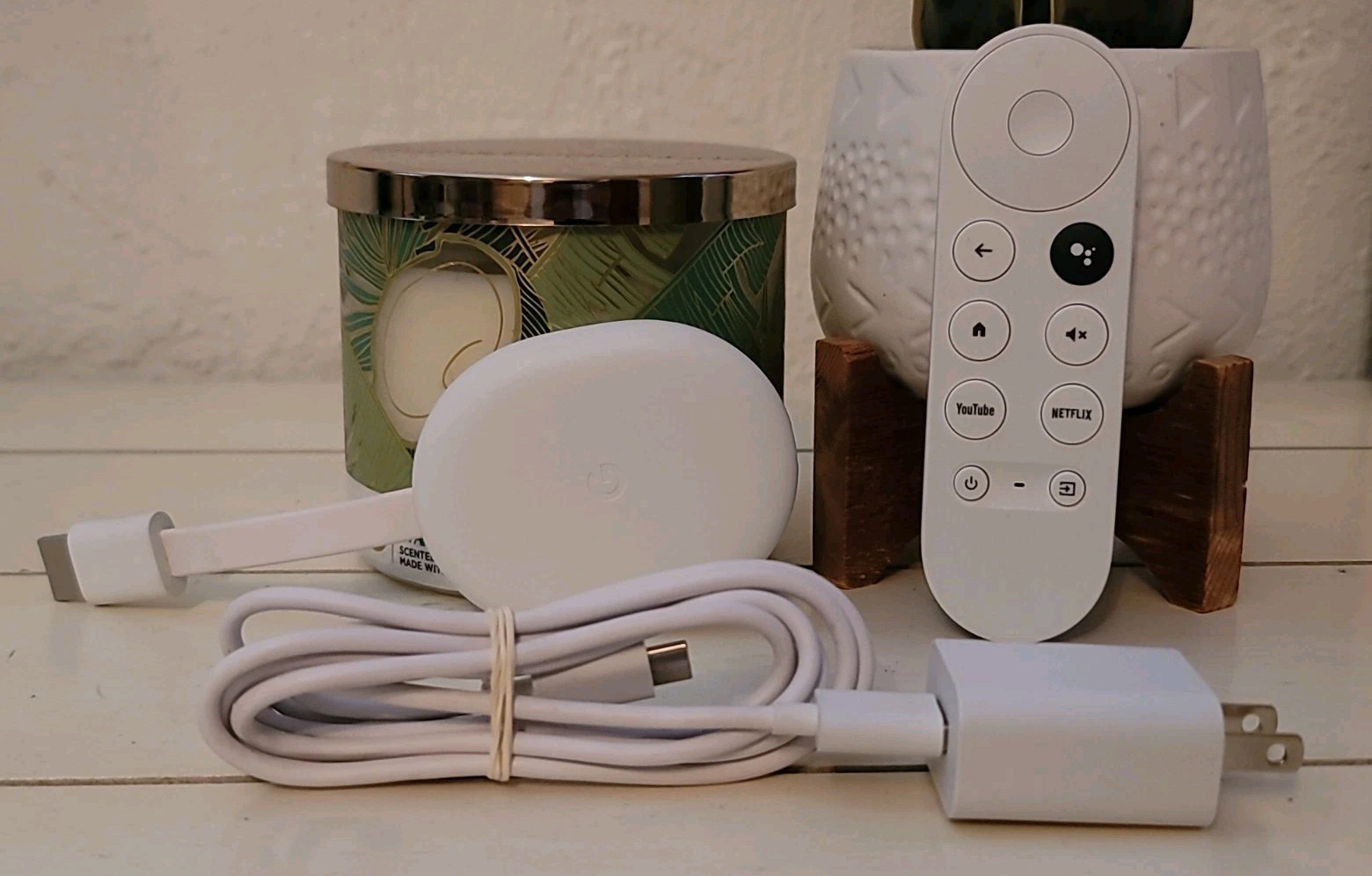 Google Chromecast GZRNL 4K UHD with Power and Remote Tested