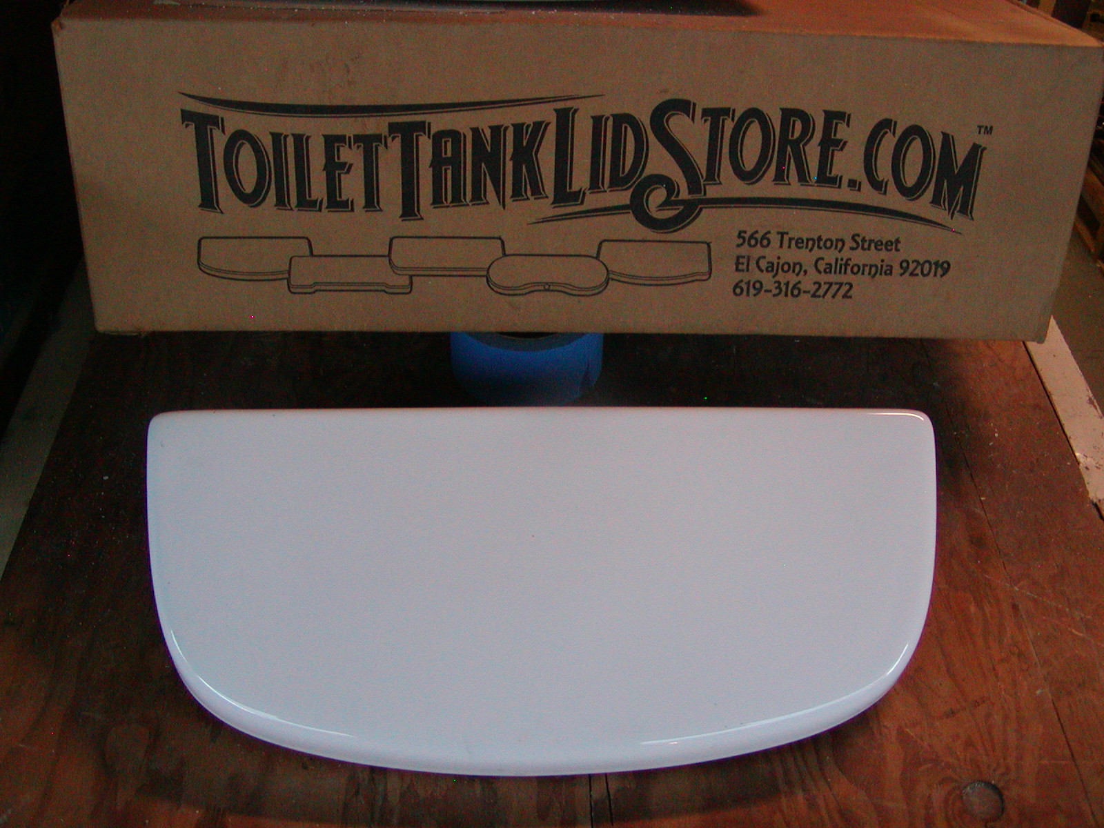 Seasons brand Toilet Tank Lid Glacier Bay 564-832 labeled 776616 564832 5A18F