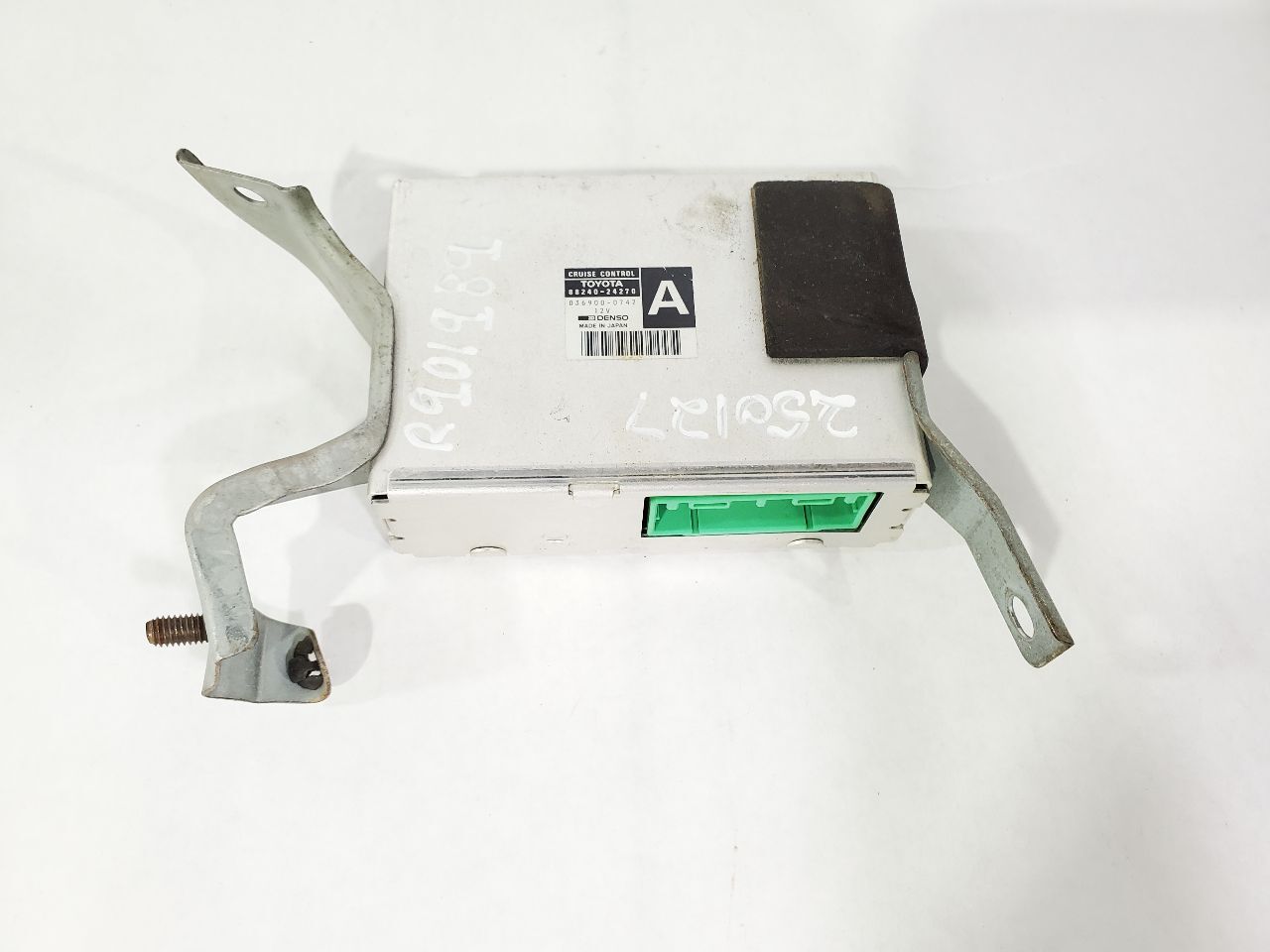 1997 Lexus SC300 OEM Cruise Control Module 88240-24270