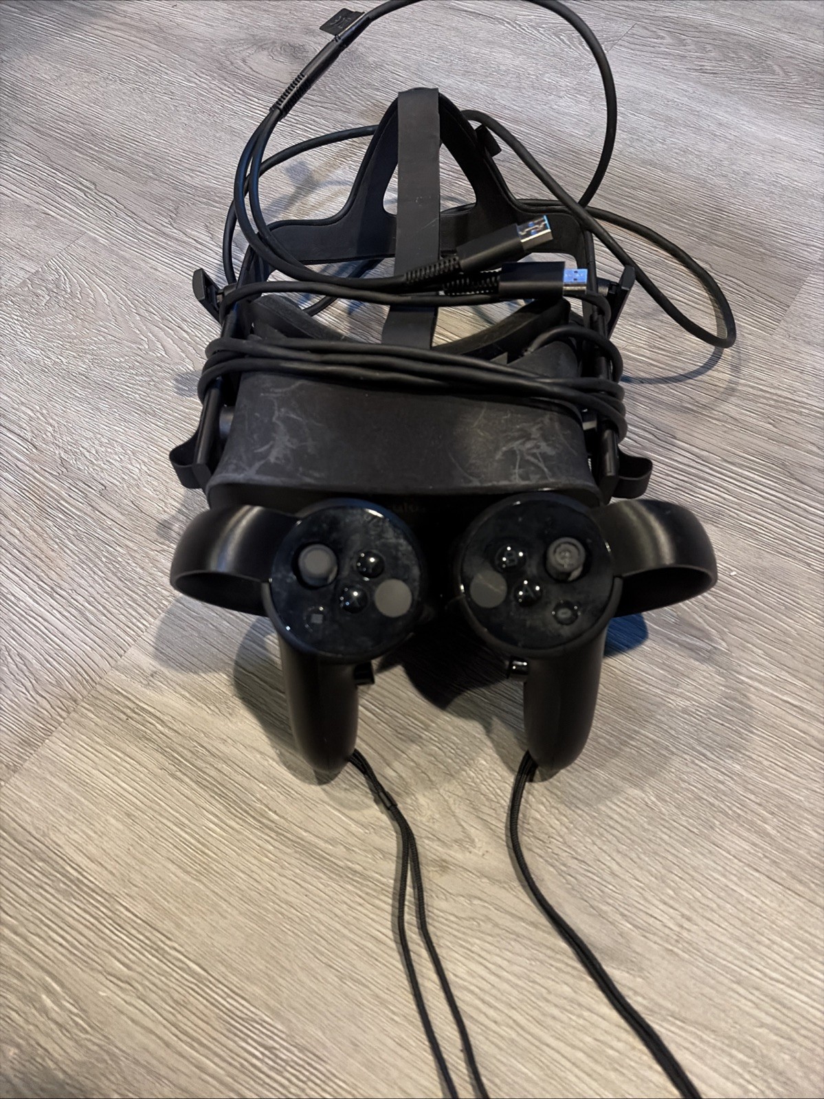 Oculus Rift CV1 VR Virtual Reality Headset Full Set Black