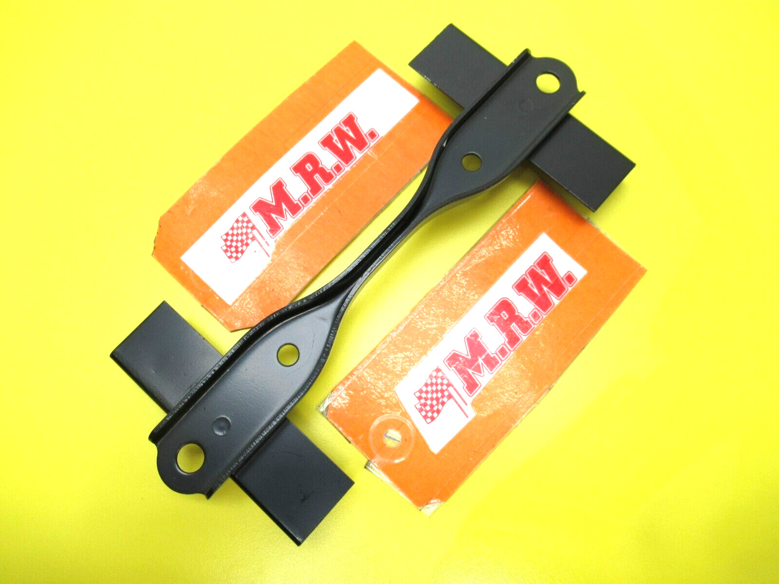 BATTERY HOLD DOWN STRAP BRACKET TOP FRAME TRAY CAR 1.5L oem SCION xB XB 04 05 06
