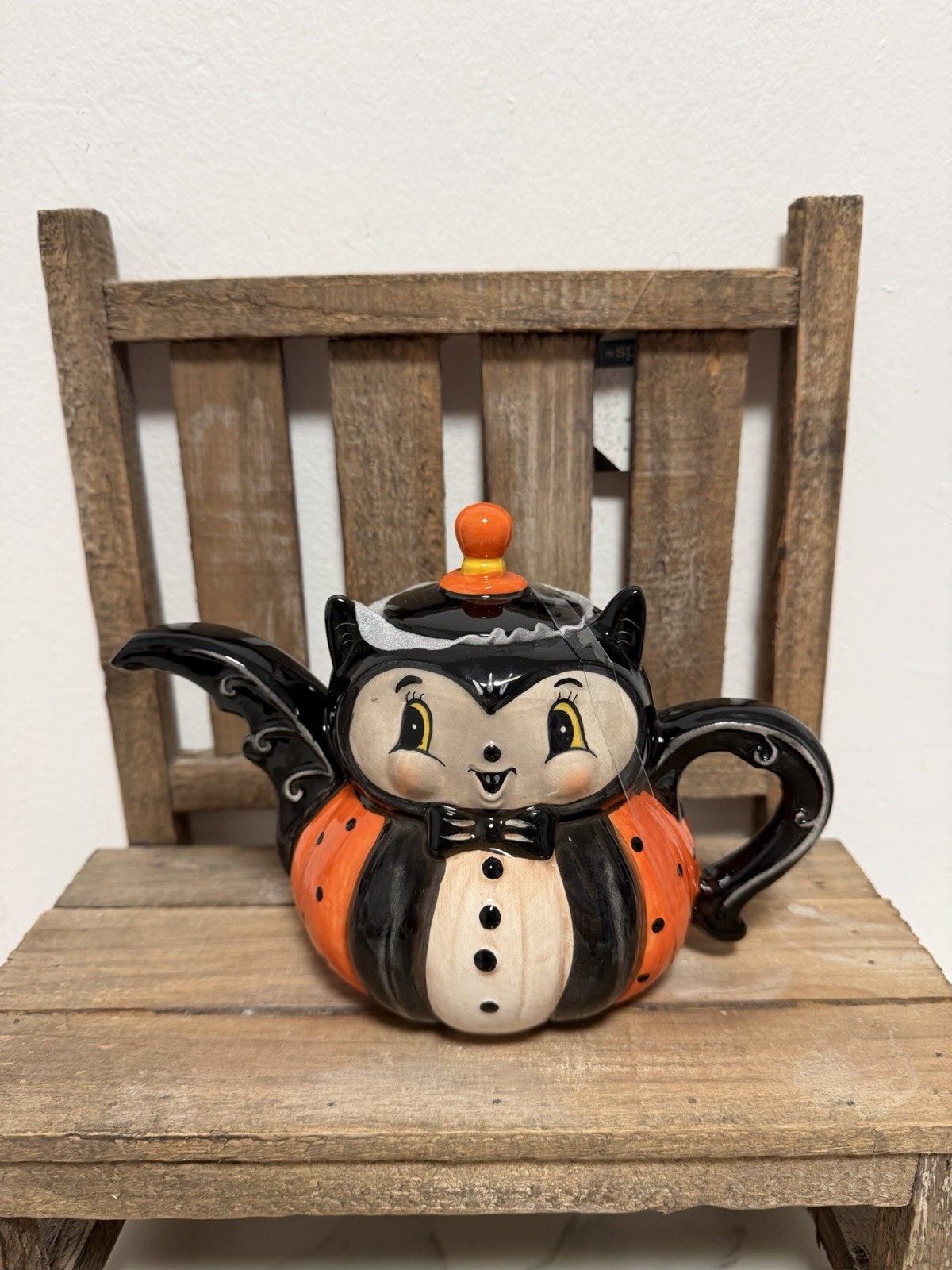 Johanna Parker Vampire Bat Halloween Teapot With Lid New