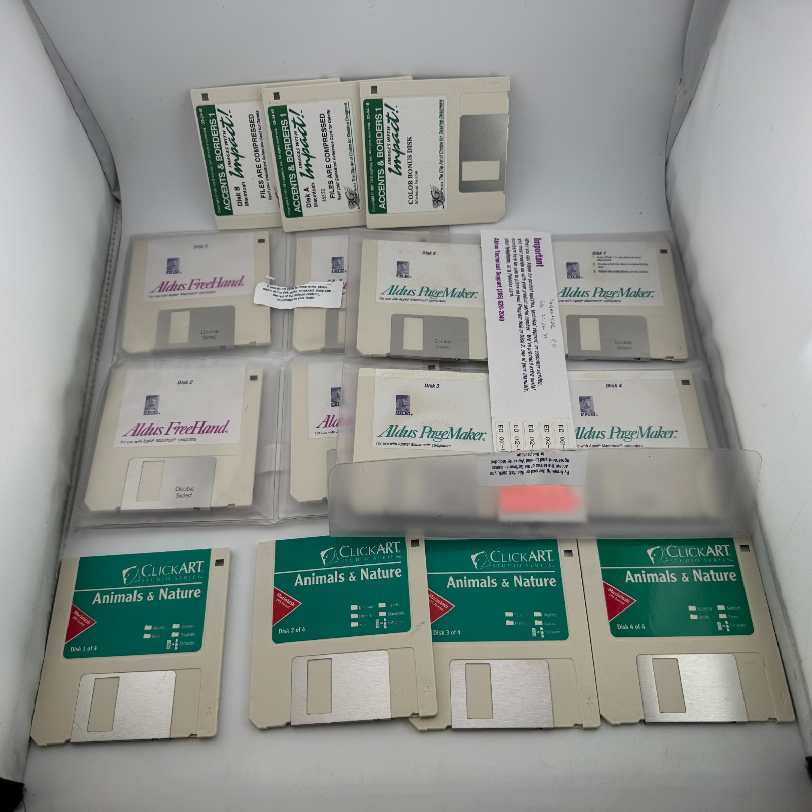 Vintage Apple Macintosh Software 3.5" Floppy Disks Aldus Freehand Pagemaker