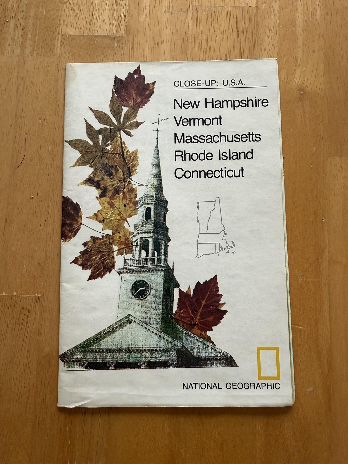 Vintage 1975 National Geographic Western New England Fold-Out Map Close-Up USA