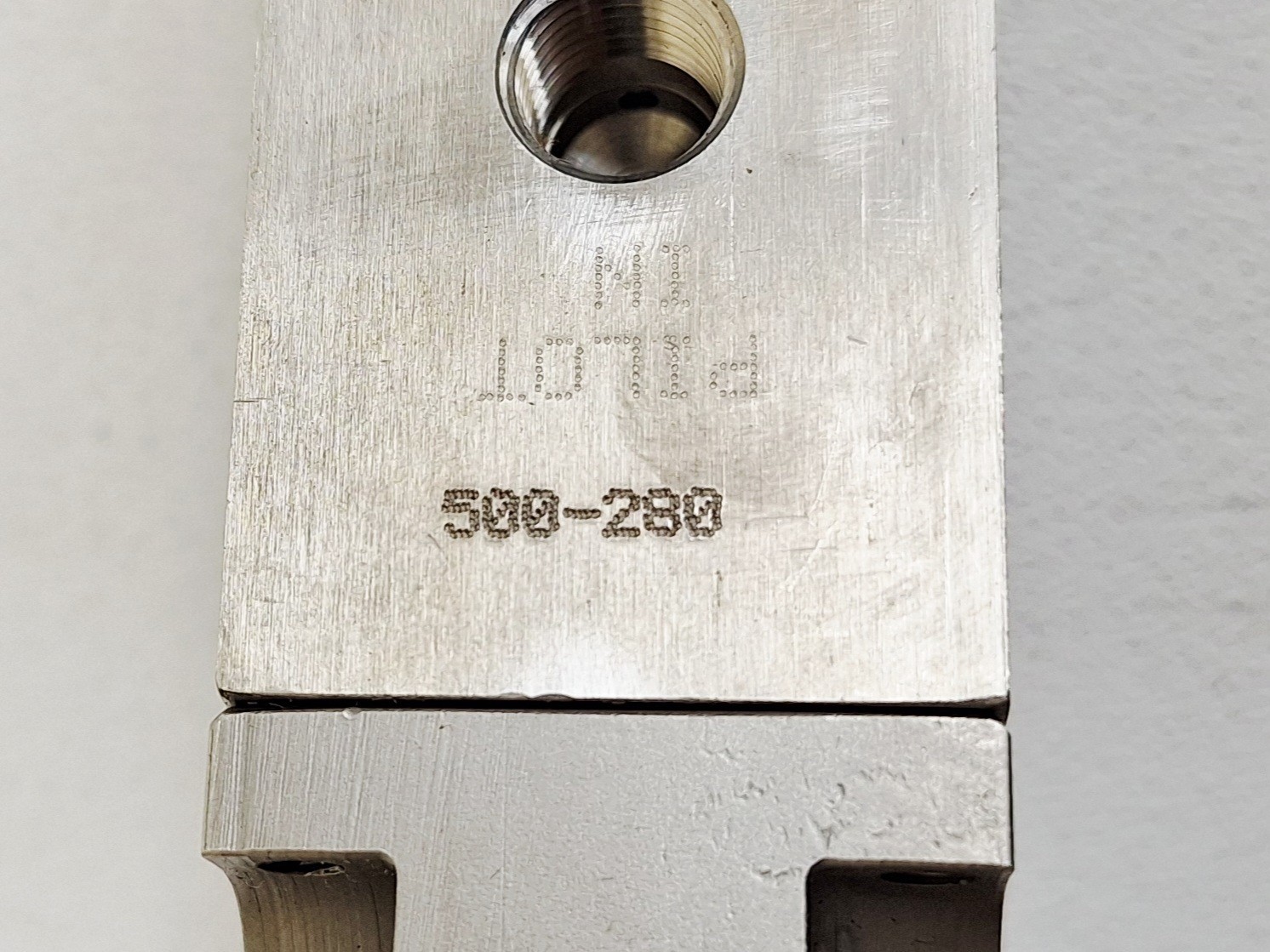 500-280 Pneumatic Directional Valve with Indicator Assembly