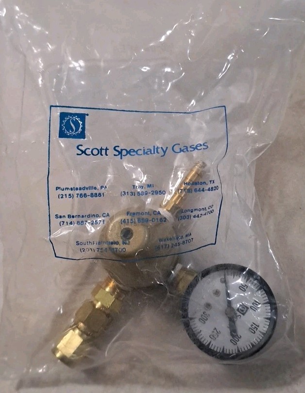 Scott Specialty Gases 51-242A Fluid Pressure Regulating Valve