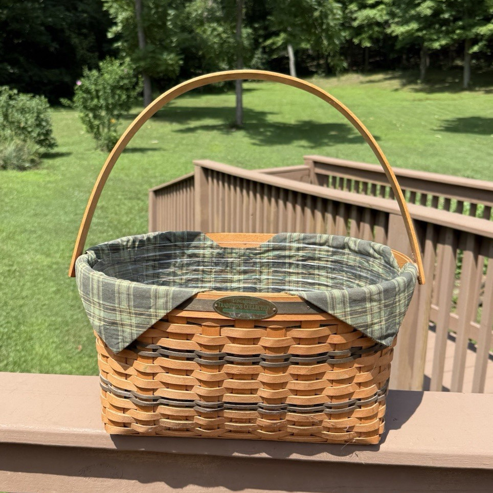 Vtg 1998 Longaberger Traditions Family Basket Signed by Jerry Judy Wendy Set