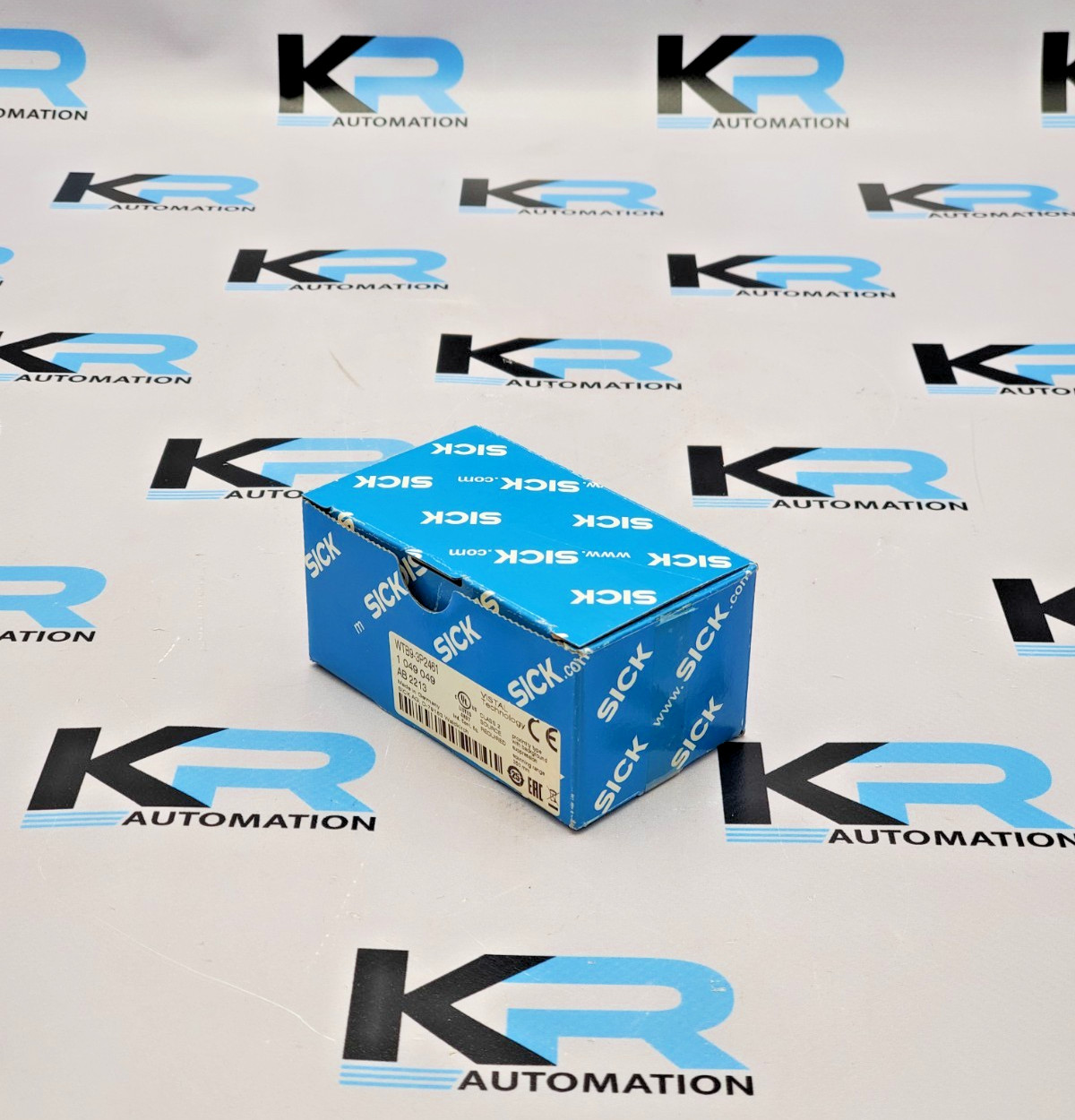 New Sick WTB9-3P2461 Proximity Sensor with Background Suppression
