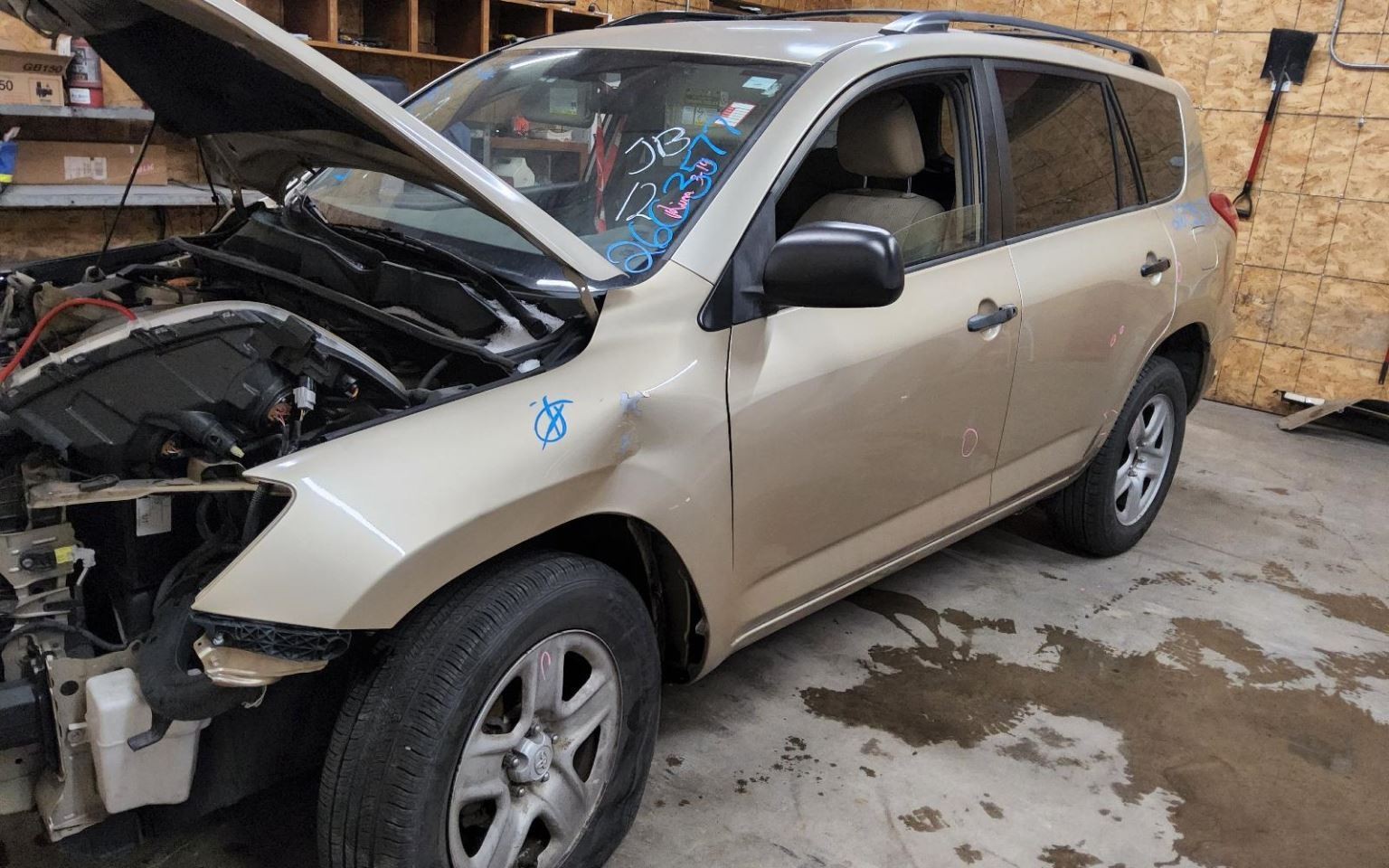 Toyota RAV4 2006-2014 Left Quarter Panel Used 1215