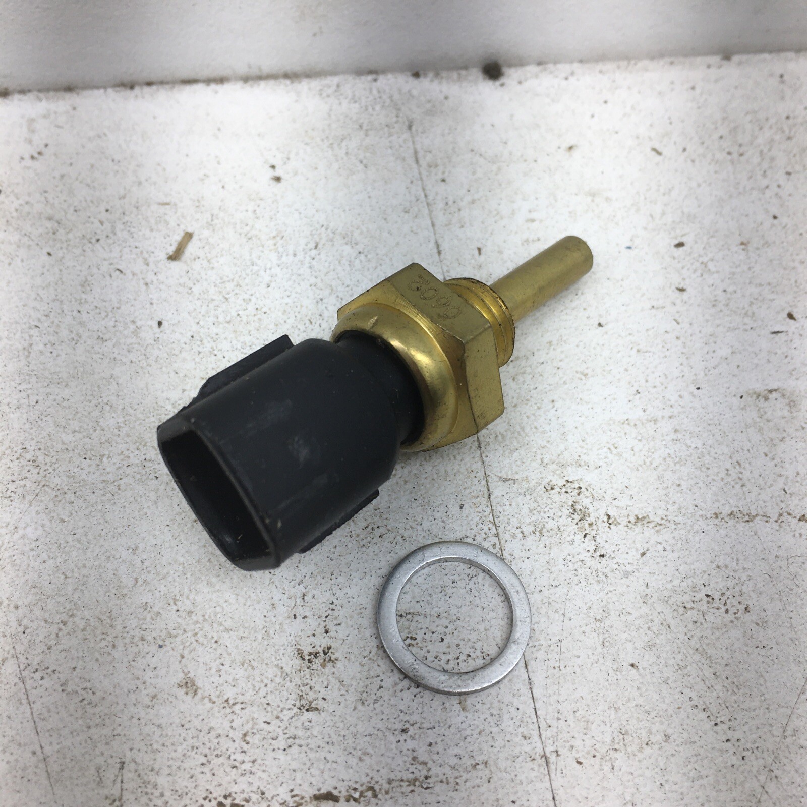 BWD Coolant Temperature Sensor WT3071 (New Old Stock)