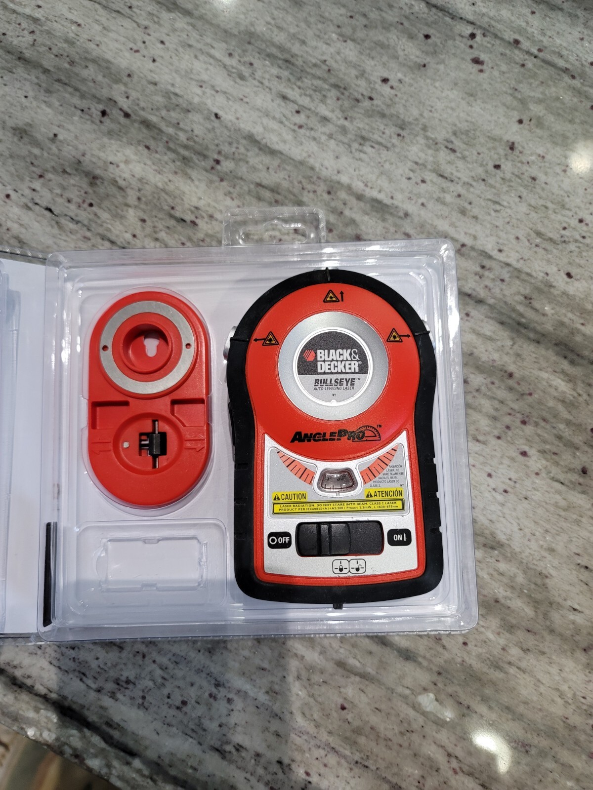 Black and Decker BDL 170 BullsEye Auto-Leveling Laser With AnglePro