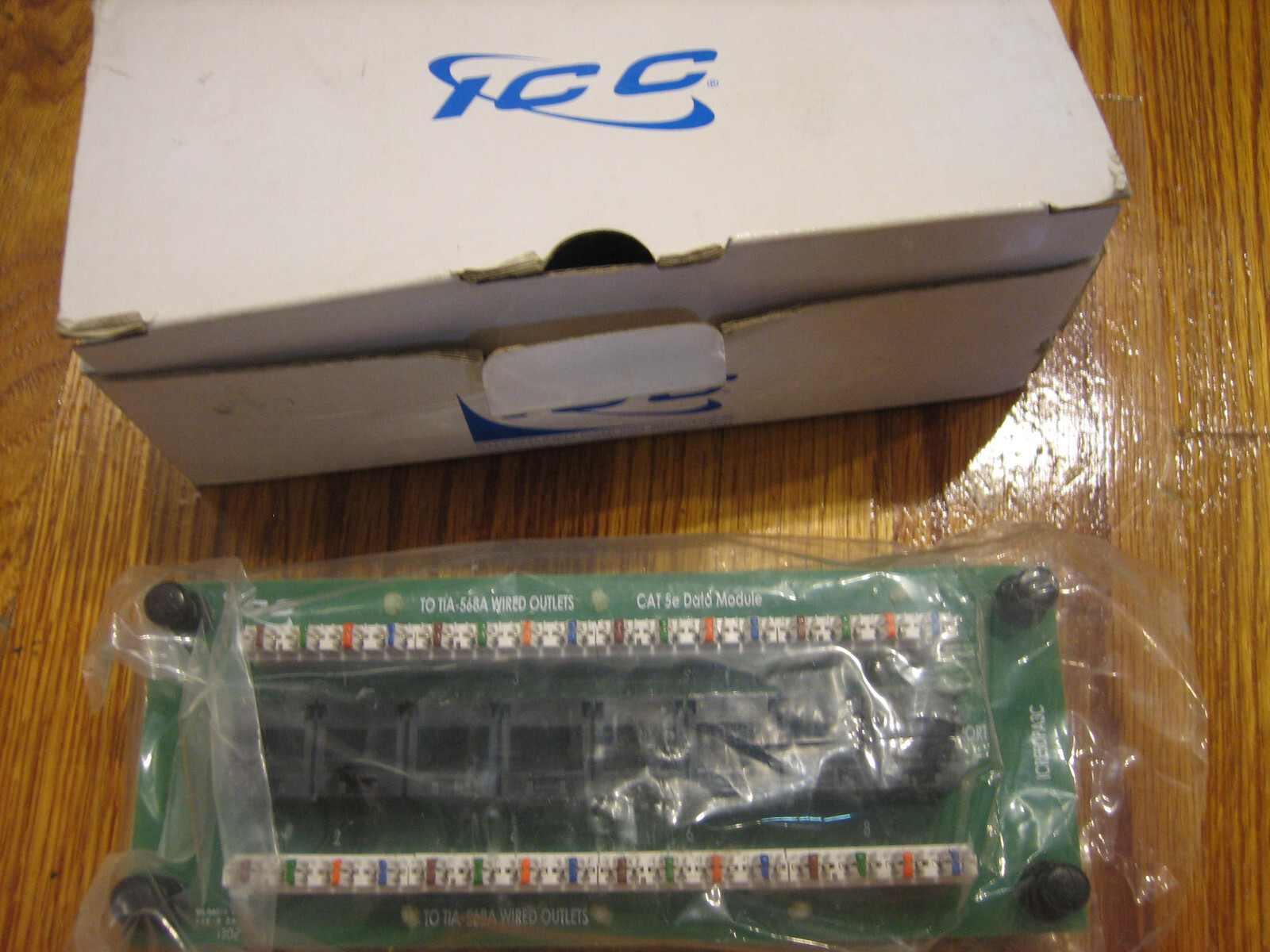 ICC; TIA-568a, 8 port, Cat 5e  Compact Data Module; icresdpa3c