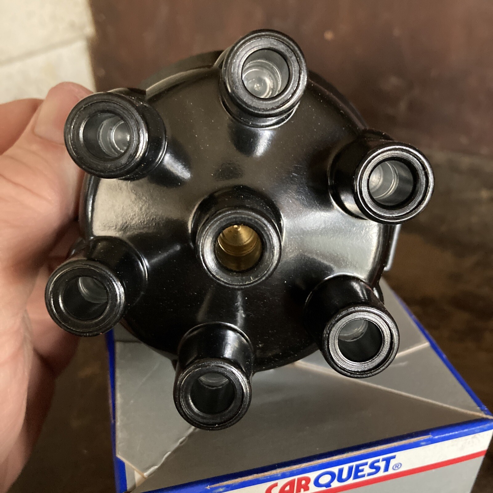 NOS Carquest Distributor Cap DR-428