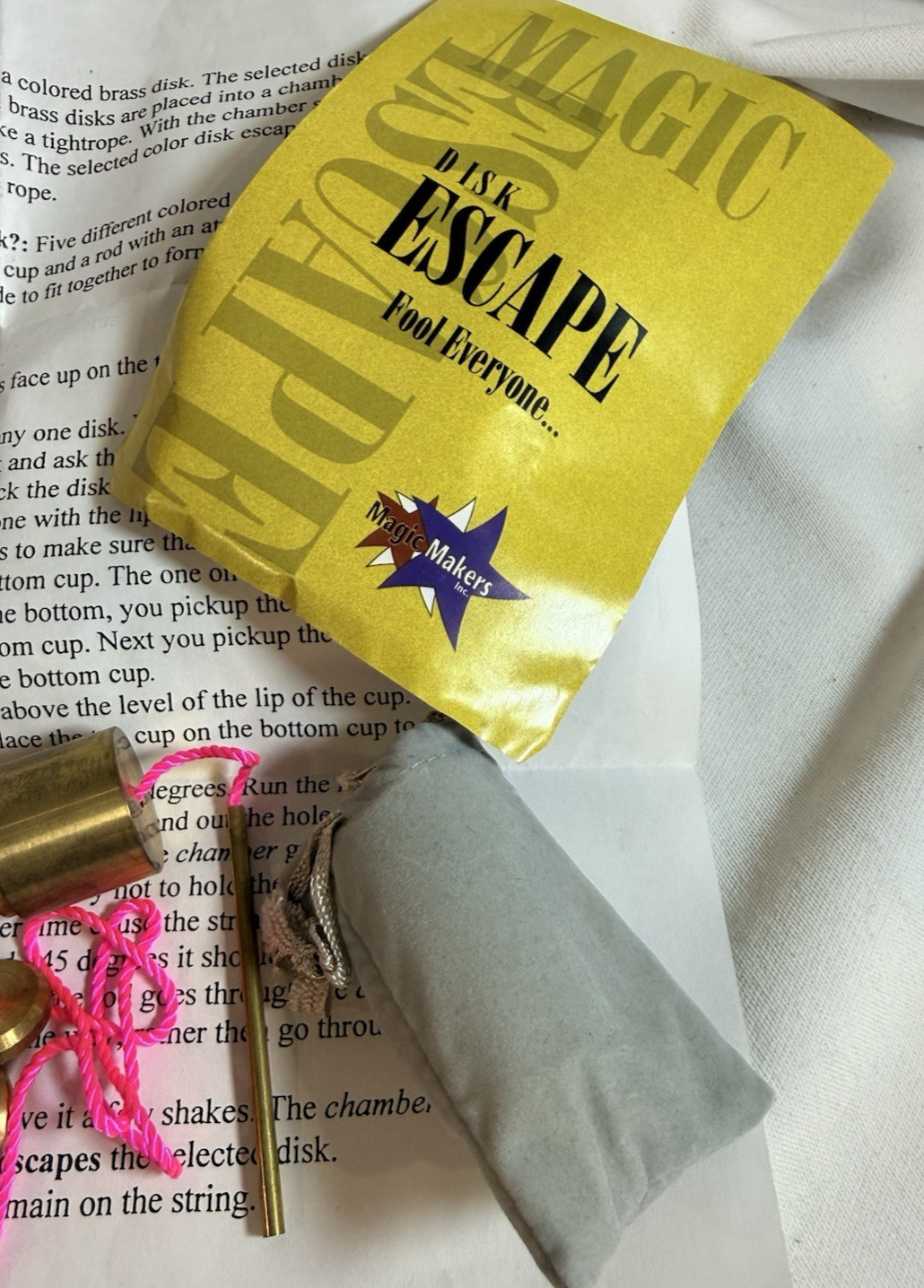 Magic Makers Disk Escape VNTG with Bag & Instructions - Close-up Mentalism